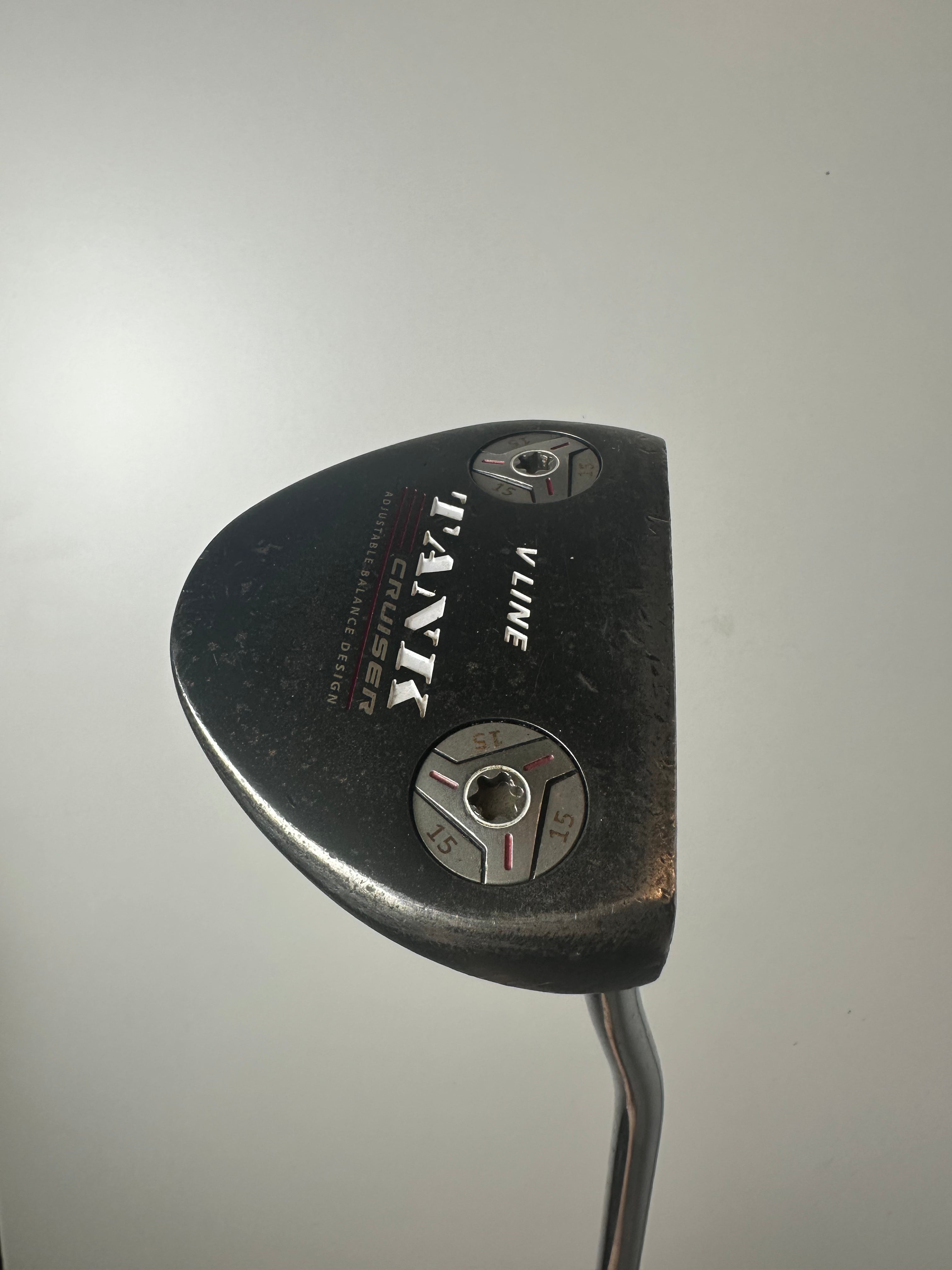 RH Odyssey V-Line Tank Putter / OK Condition / 38