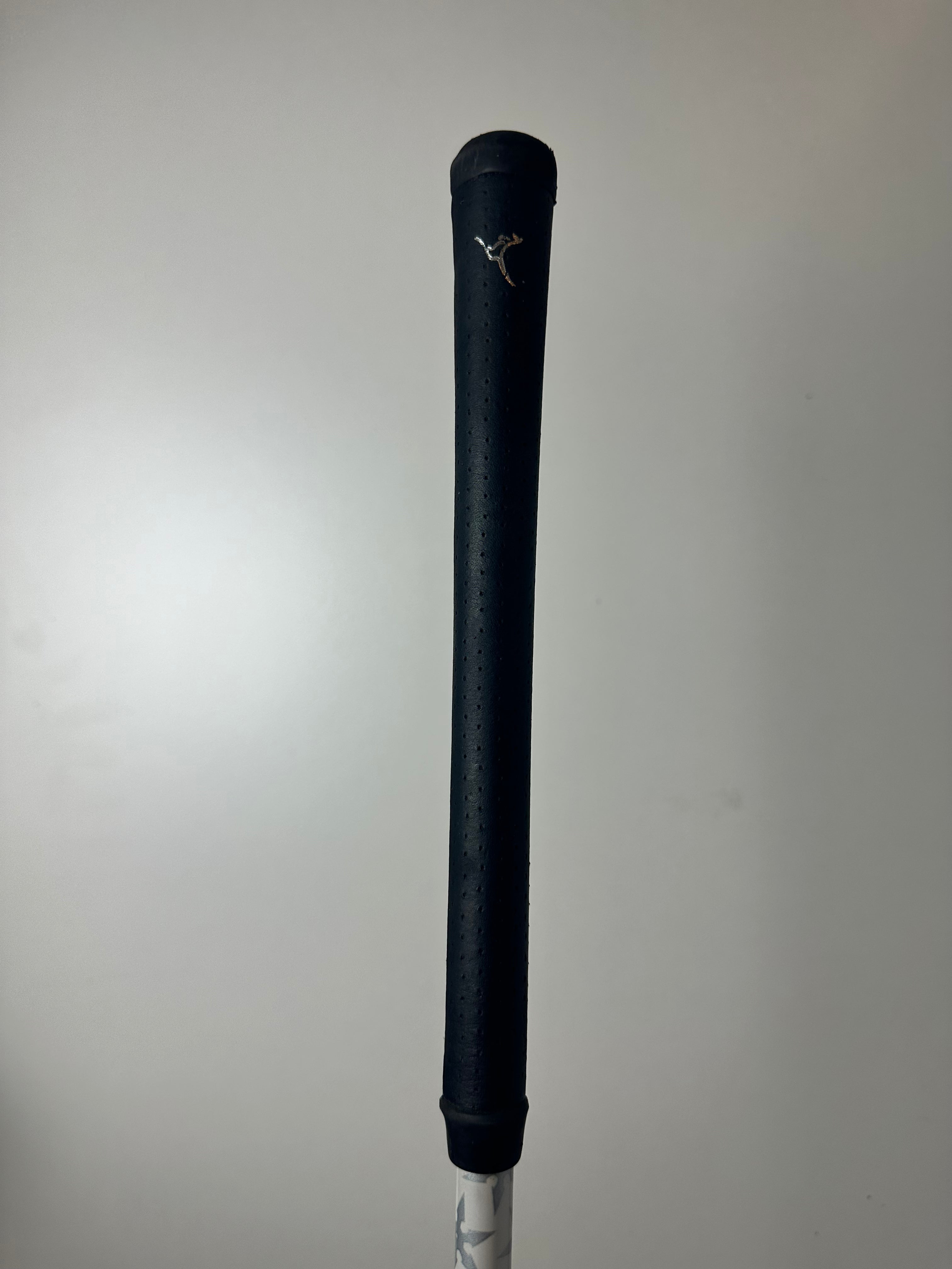 RH Callaway Legacy Black Hybrid #2 / Great Condition / Stiff Flex