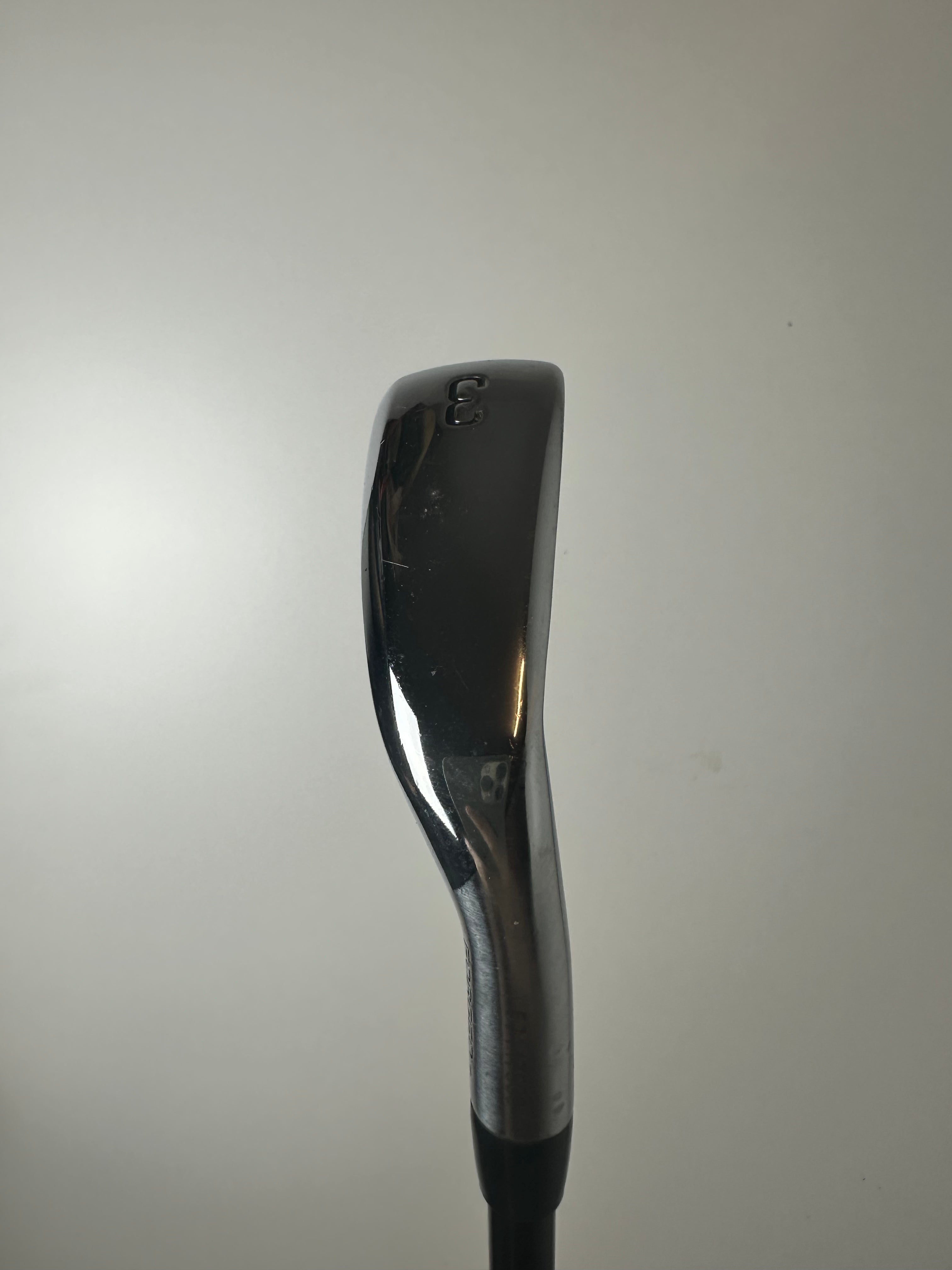 RH Titleist U505 Utility #3 / Great Condition / Extra Stiff