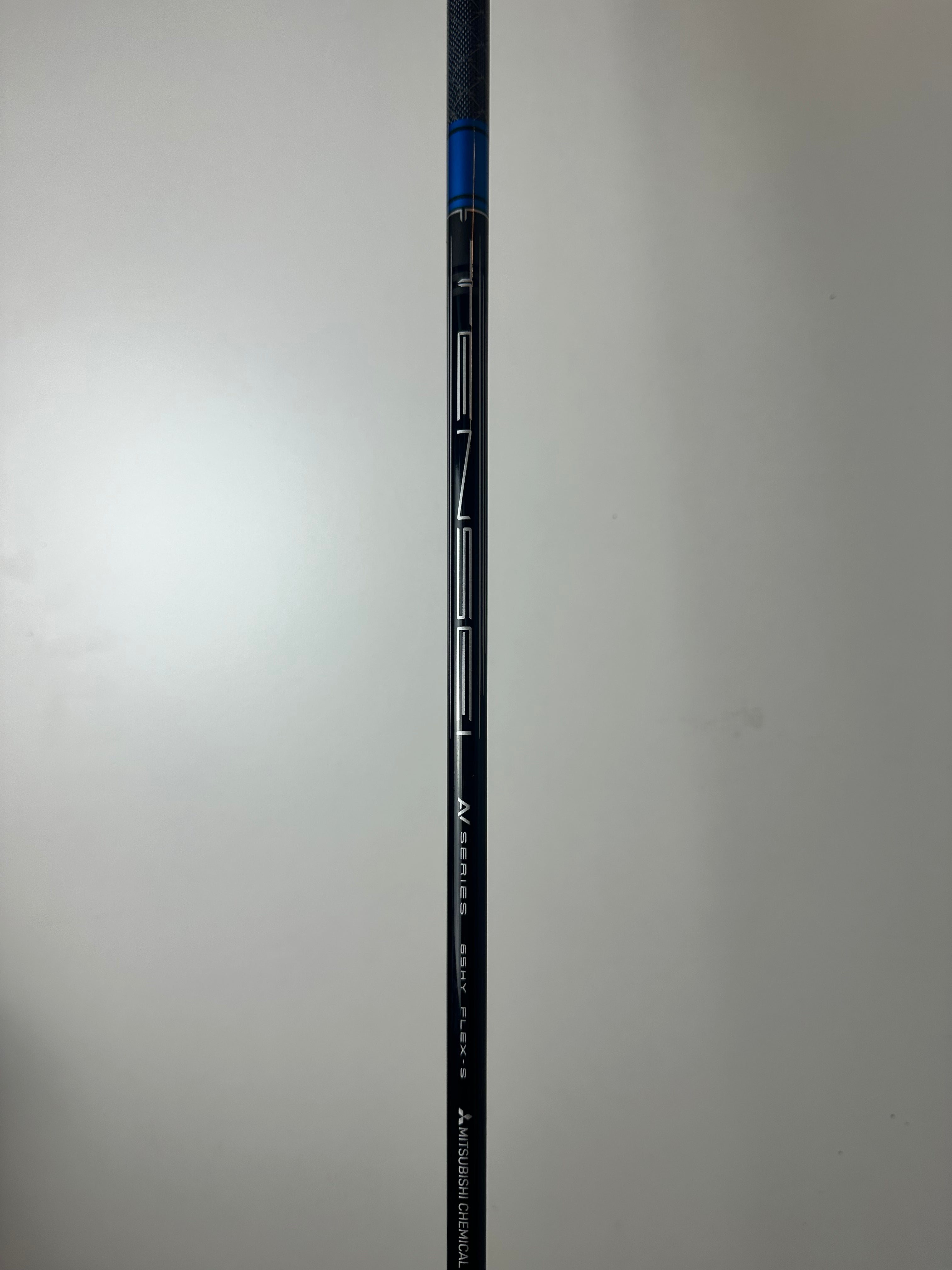 RH Titleist TSR2  Hybrid #4 / Good Condition / Stiff Flex