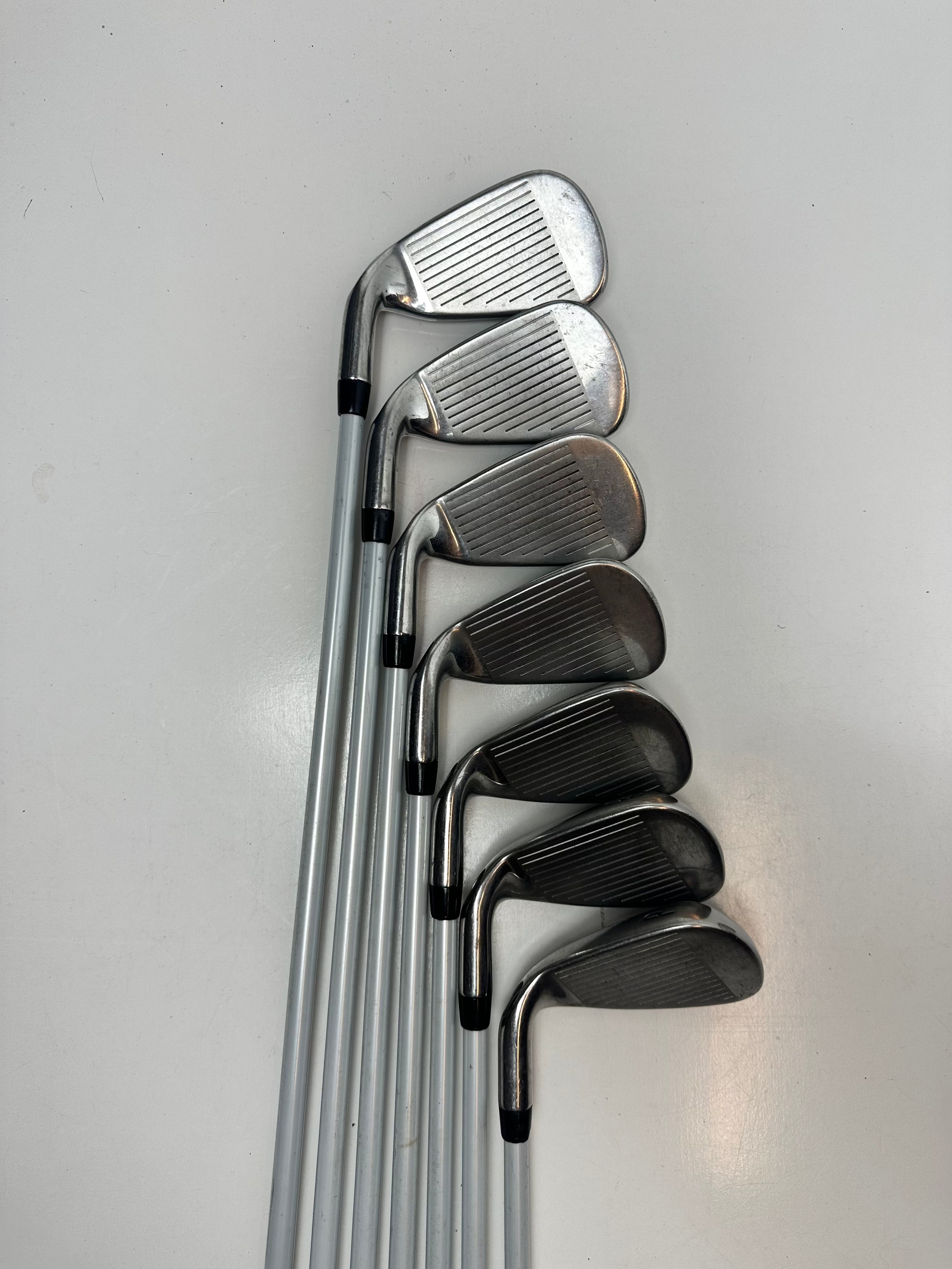 RH Callaway X HOT Irons (4-PW) / Good Condition / Stiff Flex