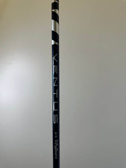 FujiKura Ventus Blue Velocore Stiff Driver Shaft / Great Condition