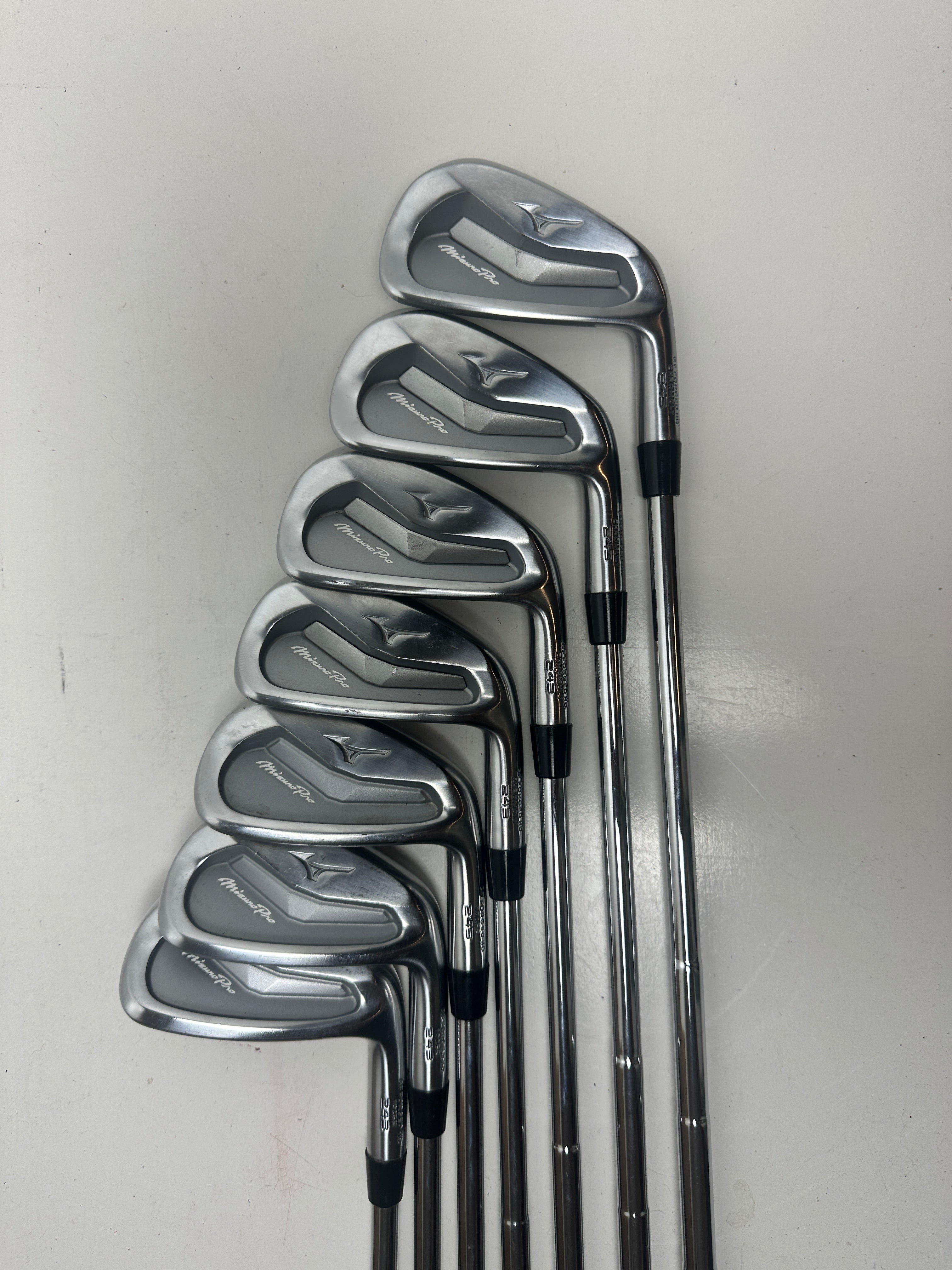 RH Mizuno Pro 243 Irons (4-PW) / Great Condition / Extra Stiff