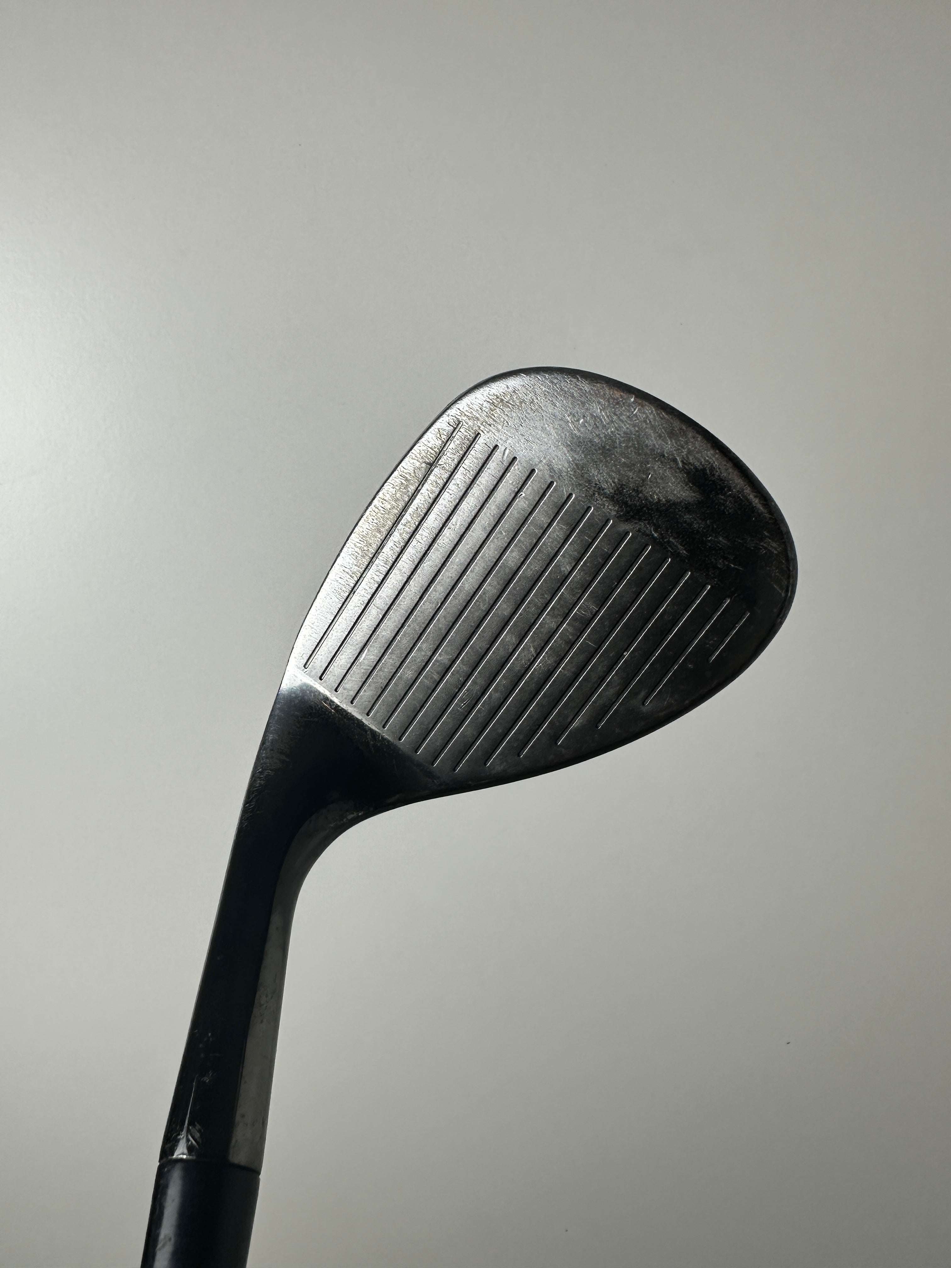 RH Cleveland Chipper / Good Condition / Wedge Flex