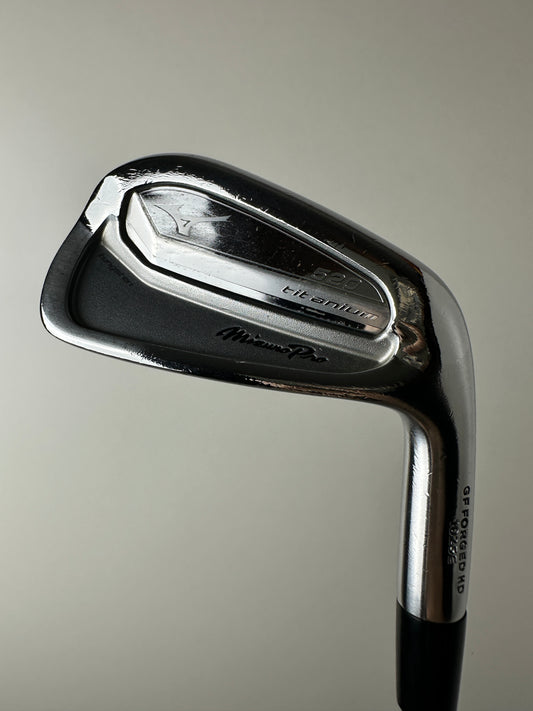 RH Mizuno Pro 520 Titanium Irons (5-PW) / Good Condition / Stiff Flex