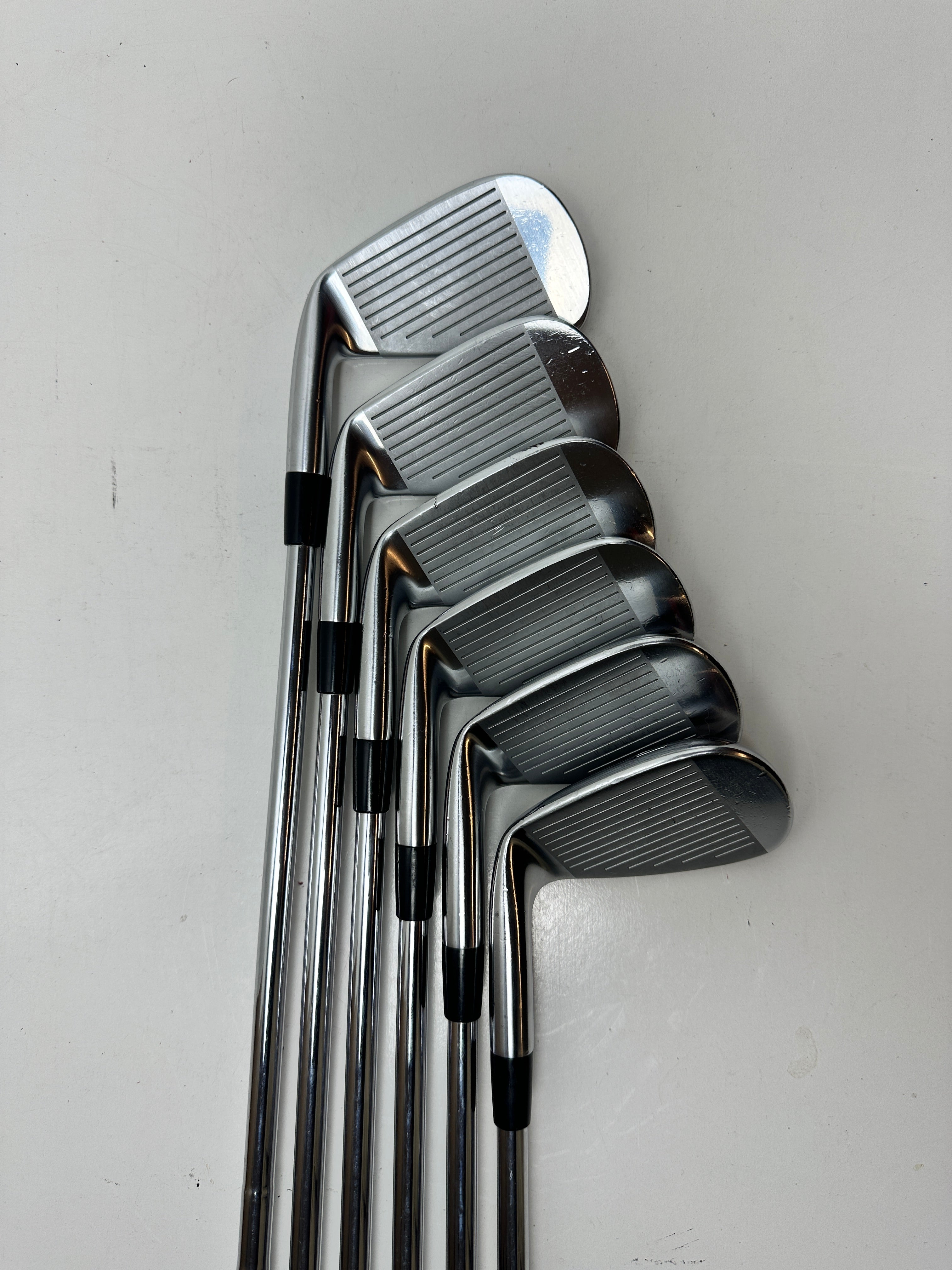 RH Mizuno Pro 520 Titanium Irons (5-PW) / Good Condition / Stiff Flex