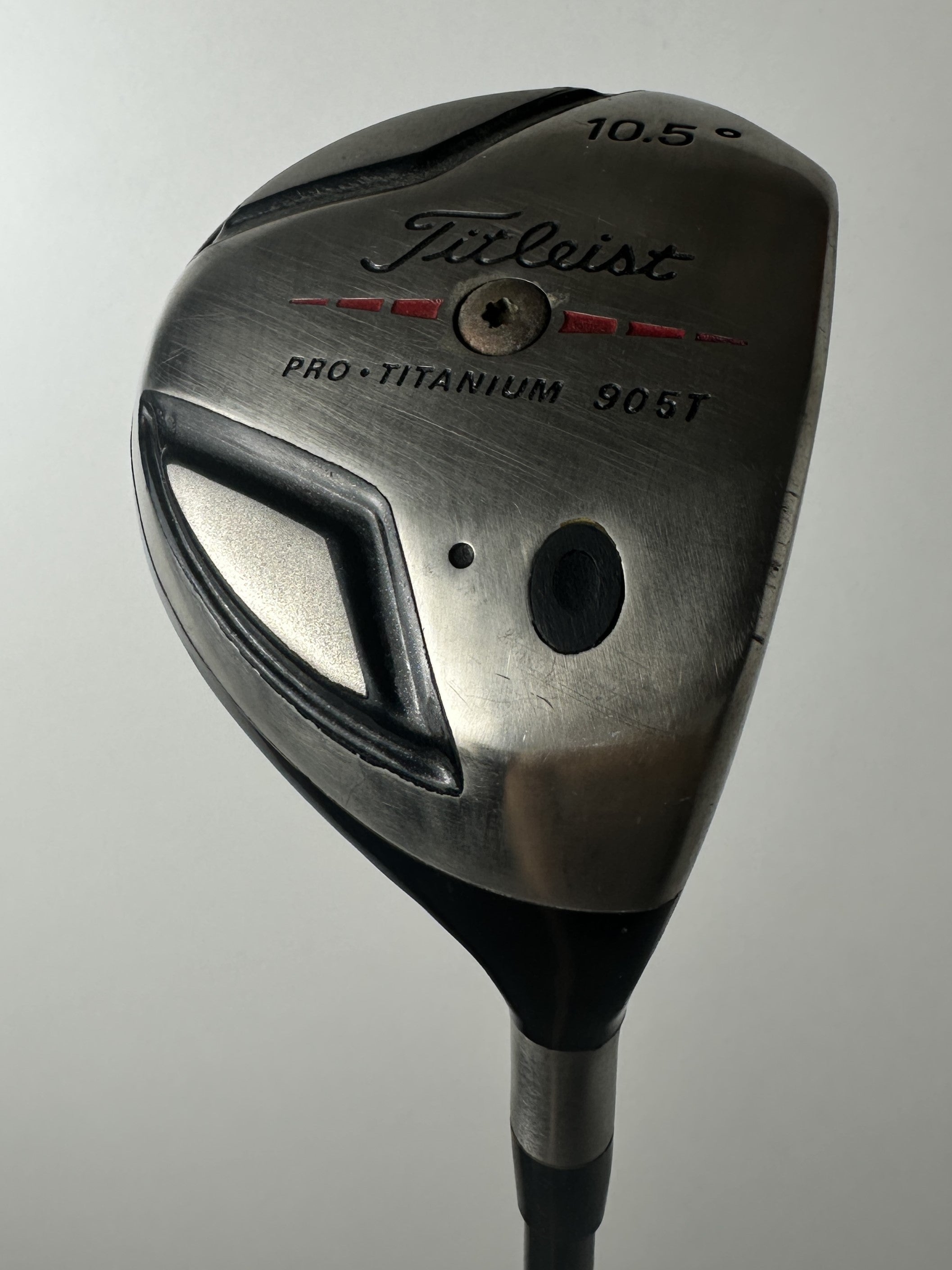 RH Titleist 905T Driver 10.5* / Good Condition / Regular Flex