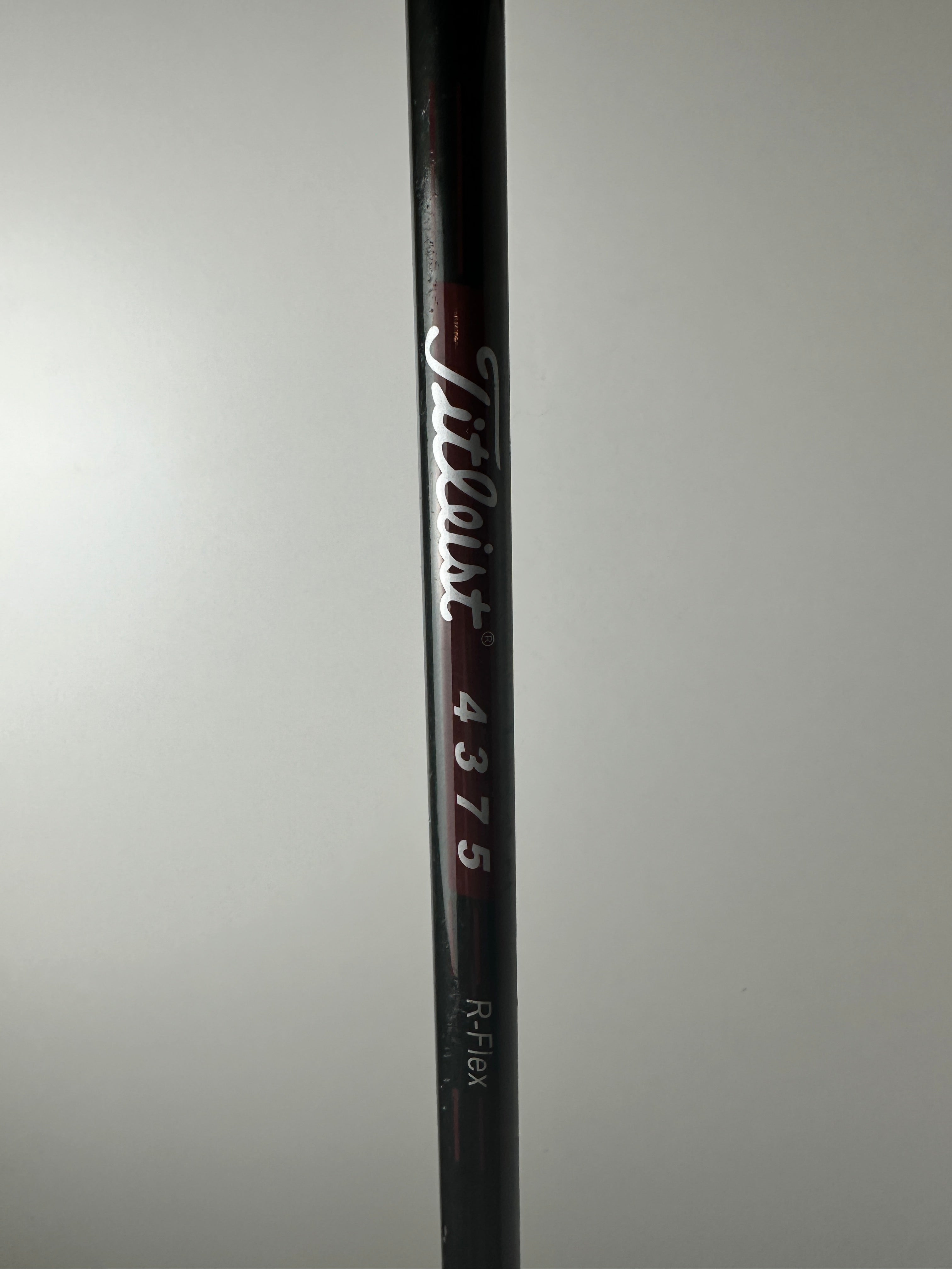 RH Titleist 905T Driver 10.5* / Good Condition / Regular Flex