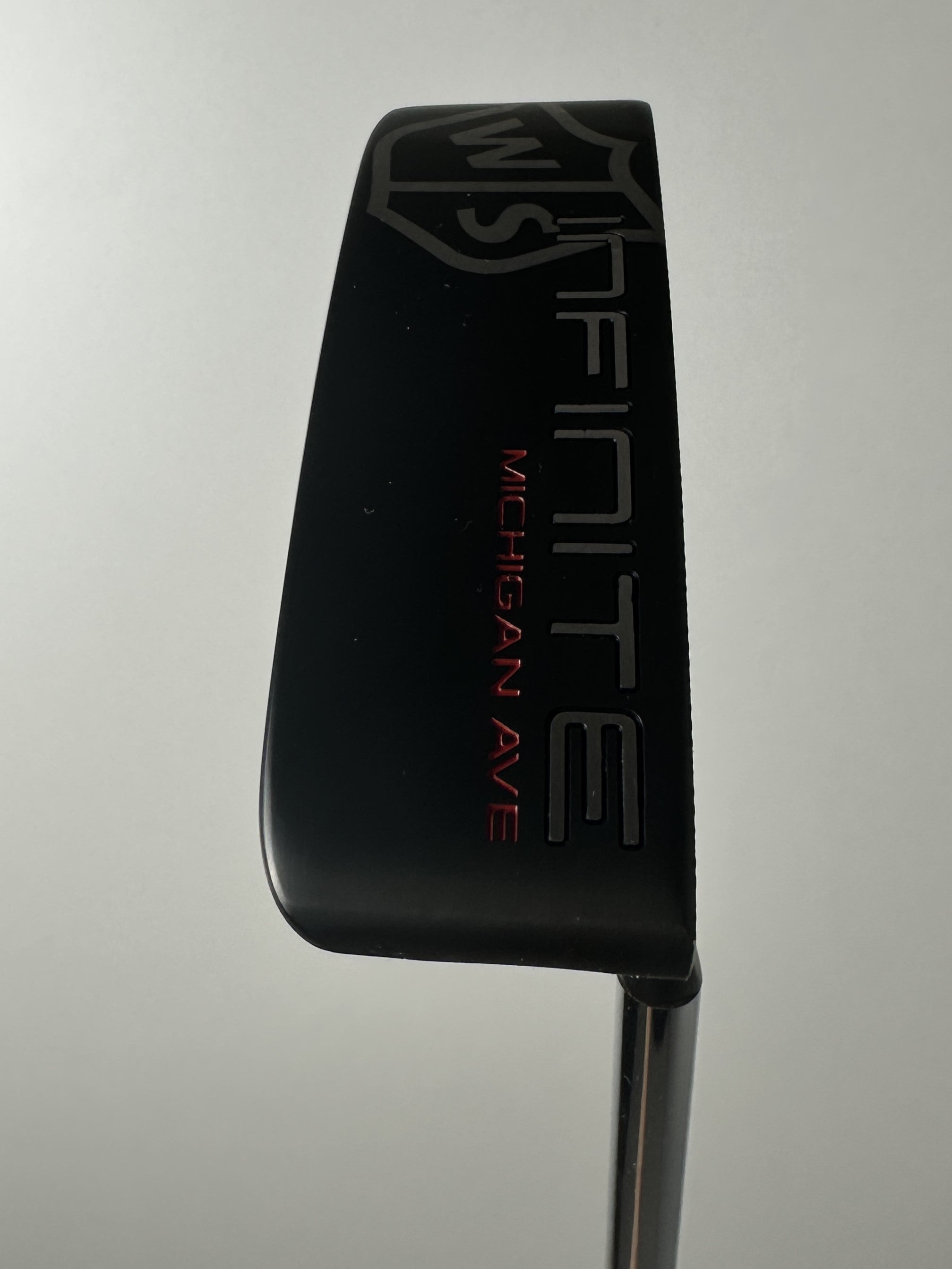 RH Wilson Infinite Michigan Ave Putter / Great Condition / 35