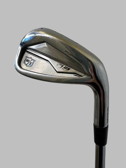 Wilson D9 Forged Irons (4-PW) / Good Condition / Regular Flex