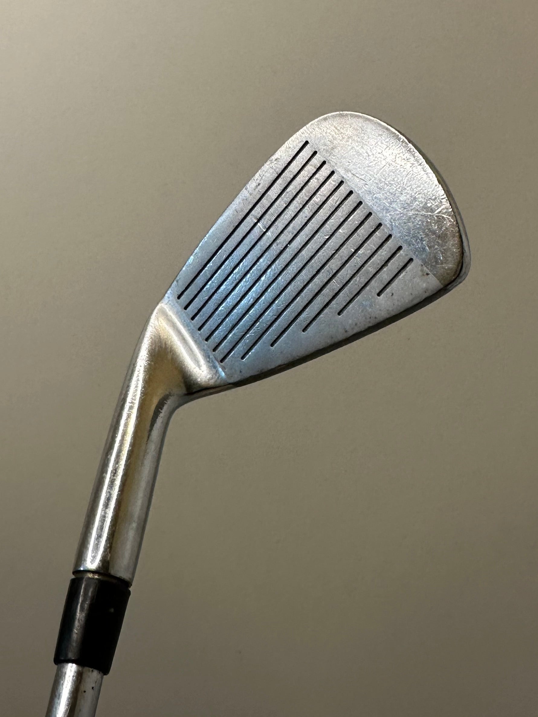 Titleist 710 MB (3-PW) / Good Condition / Stiff Flex