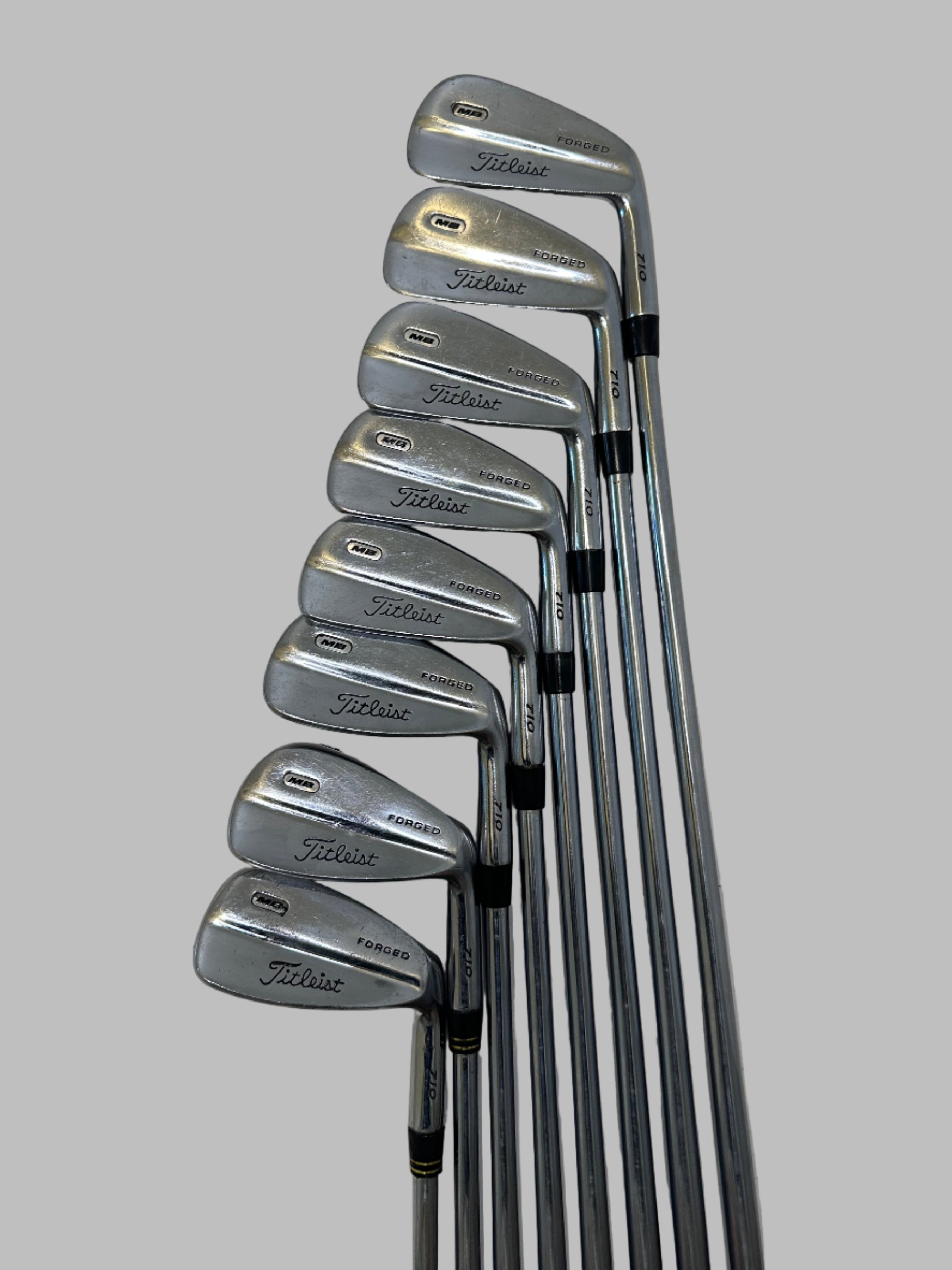 Titleist 710 MB (3-PW) / Good Condition / Stiff Flex