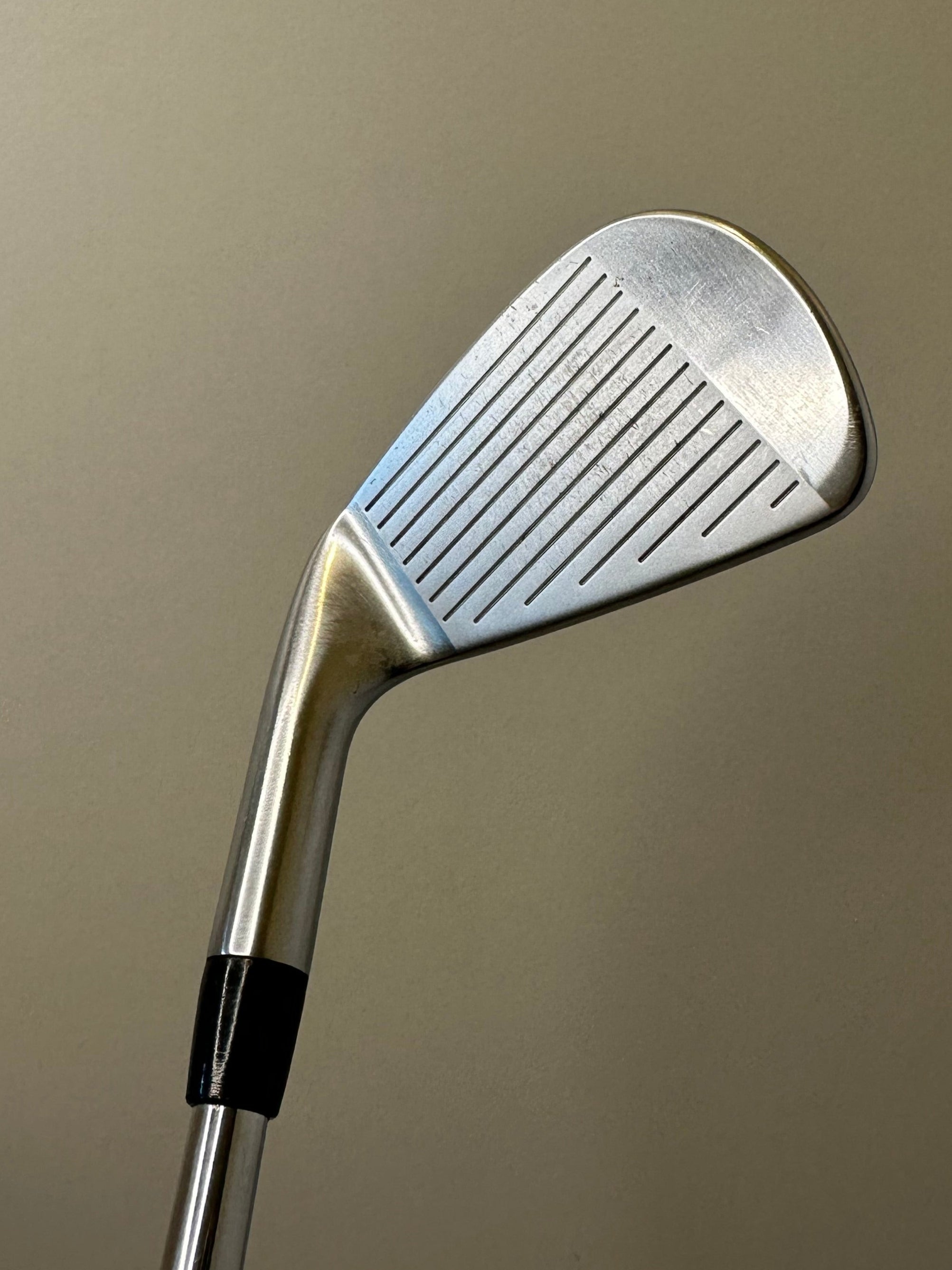 Titleist T100s Irons (4-PW) / Mint Condition / Stiff Flex