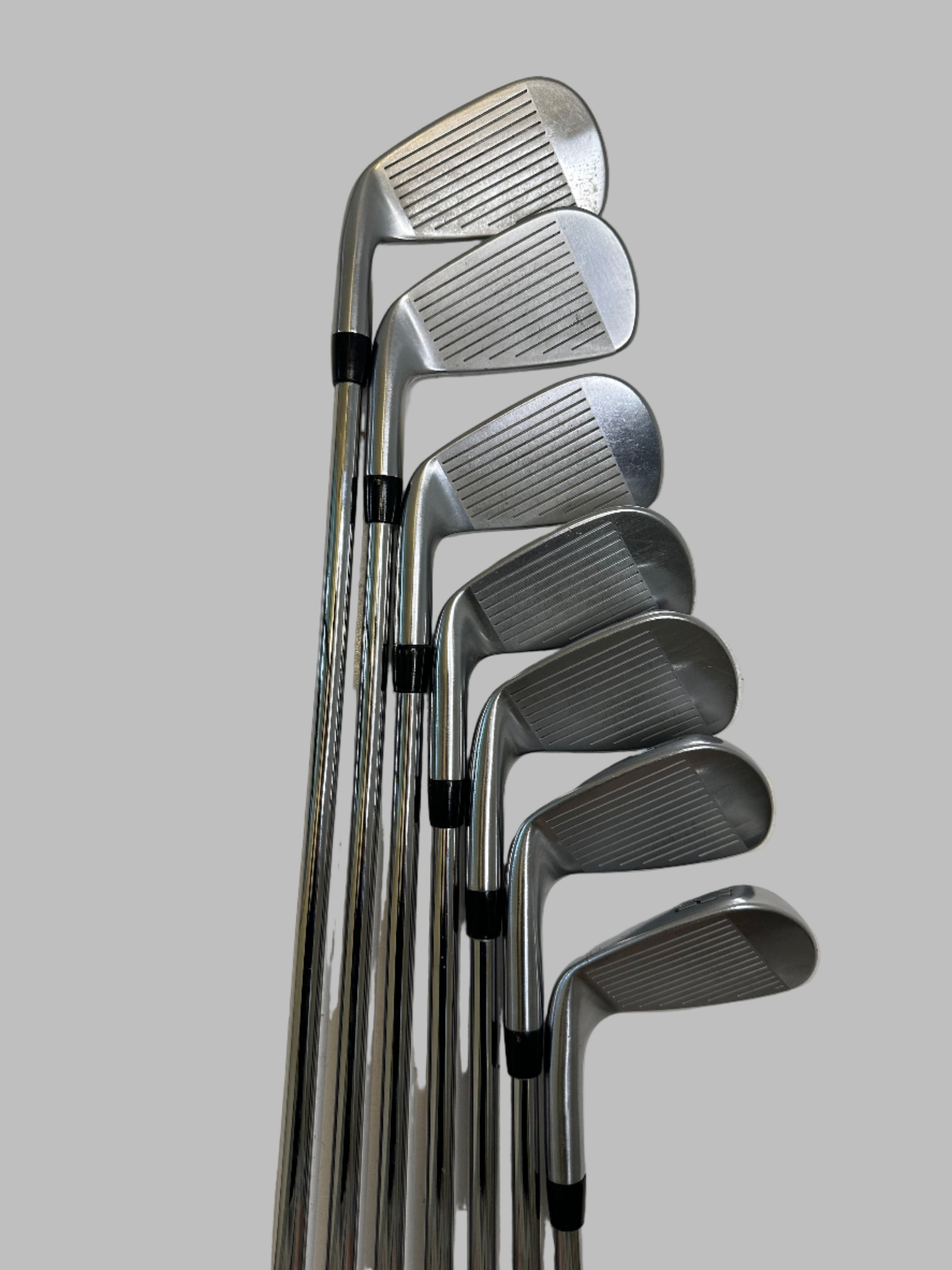 Titleist T100s Irons (4-PW) / Mint Condition / Stiff Flex