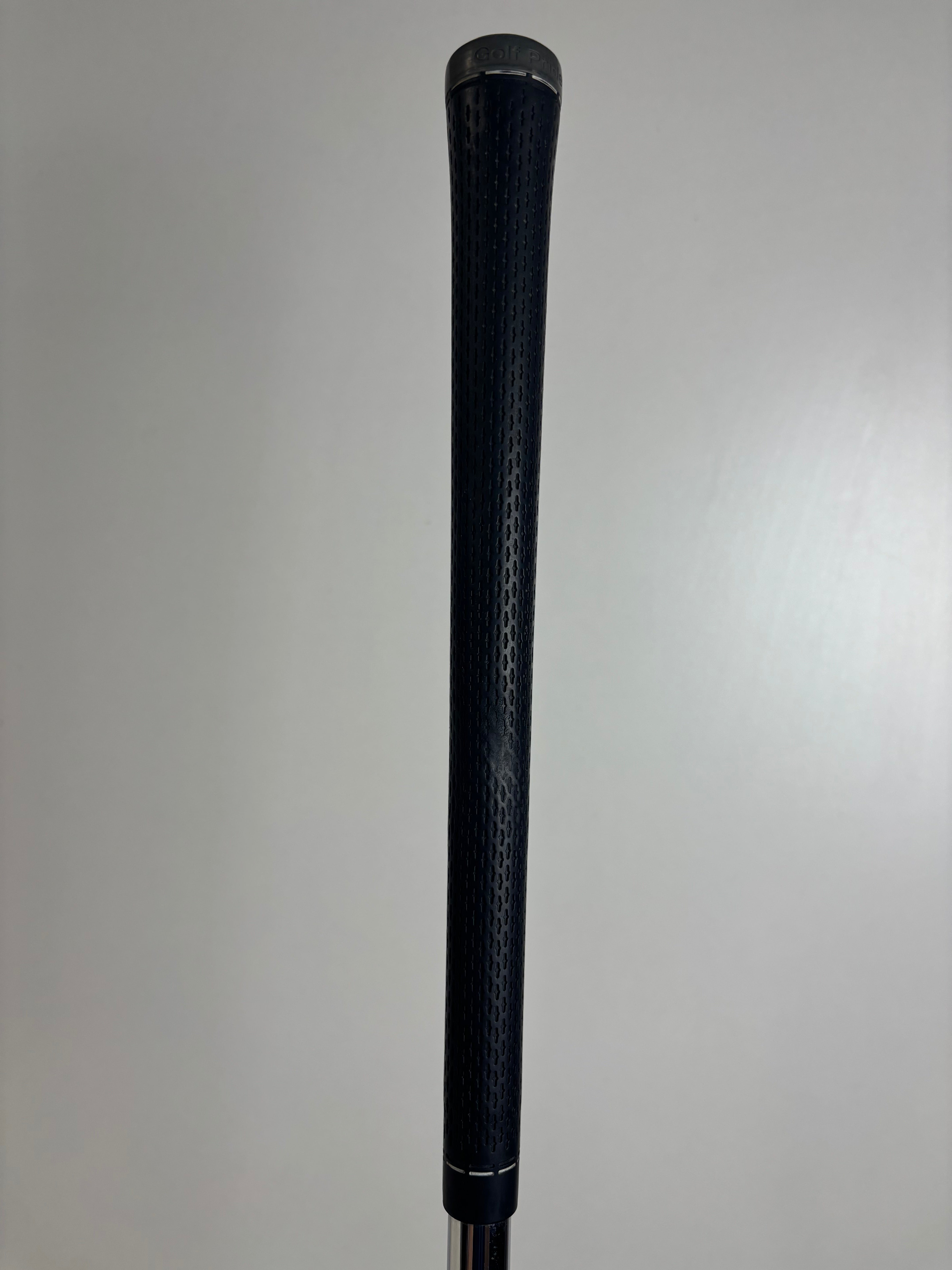 RH Titleist 915H Hybrid #4