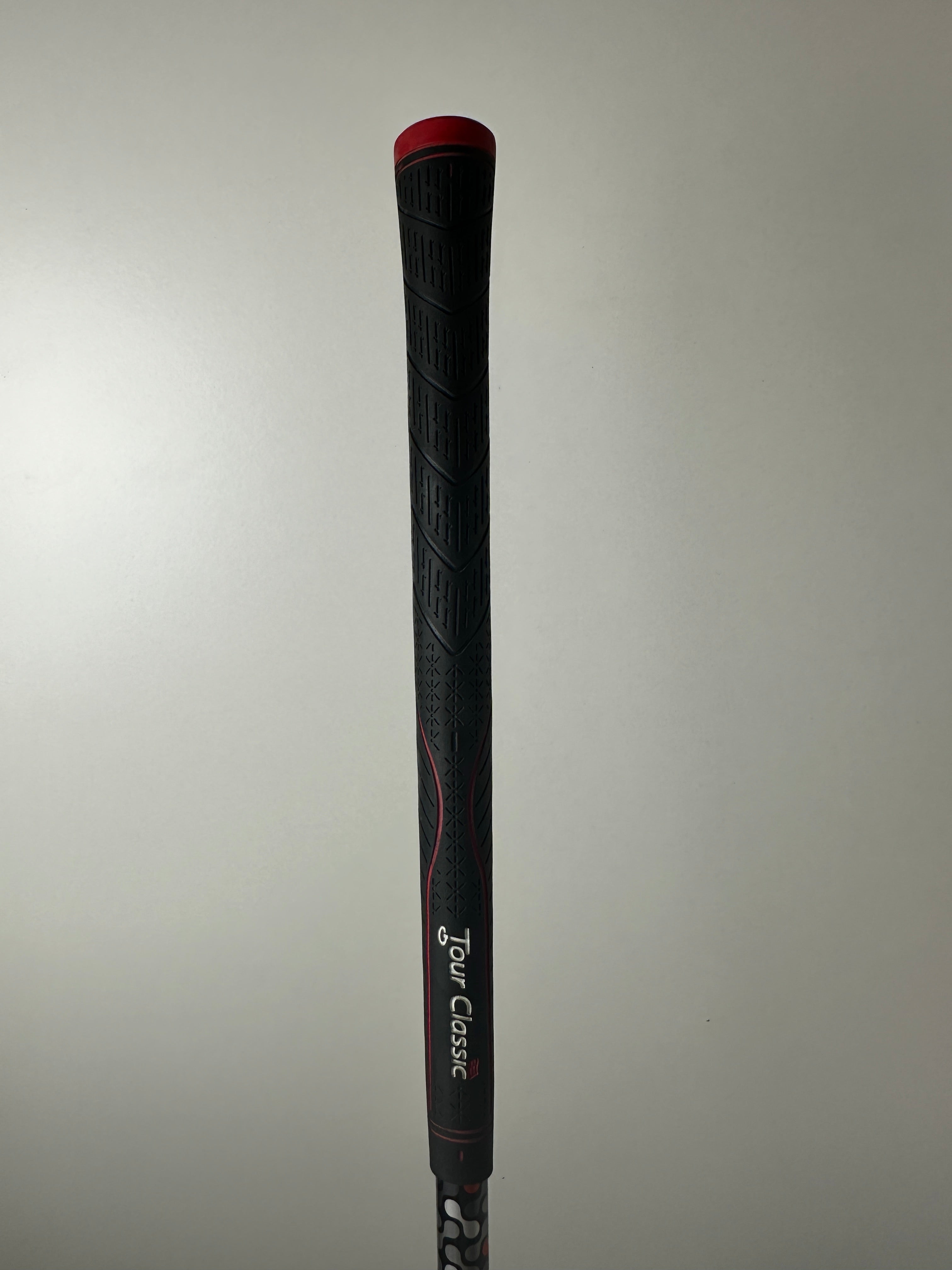 RH Taylormade M5 Irons (4-PW) / Good Condition / Regular Flex