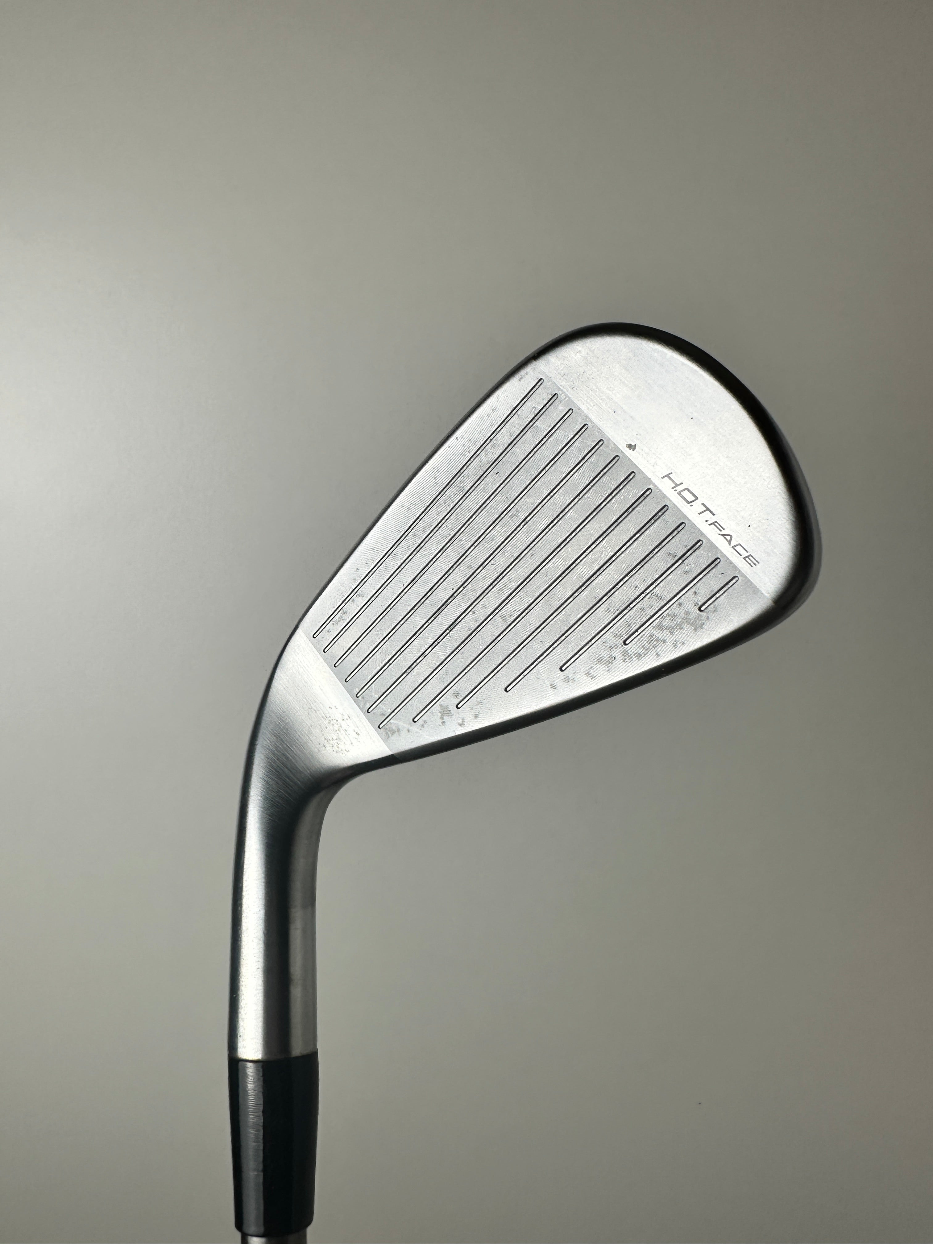 RH Cobra KING Tec Utility #2 / Great Condition / Regular Flex