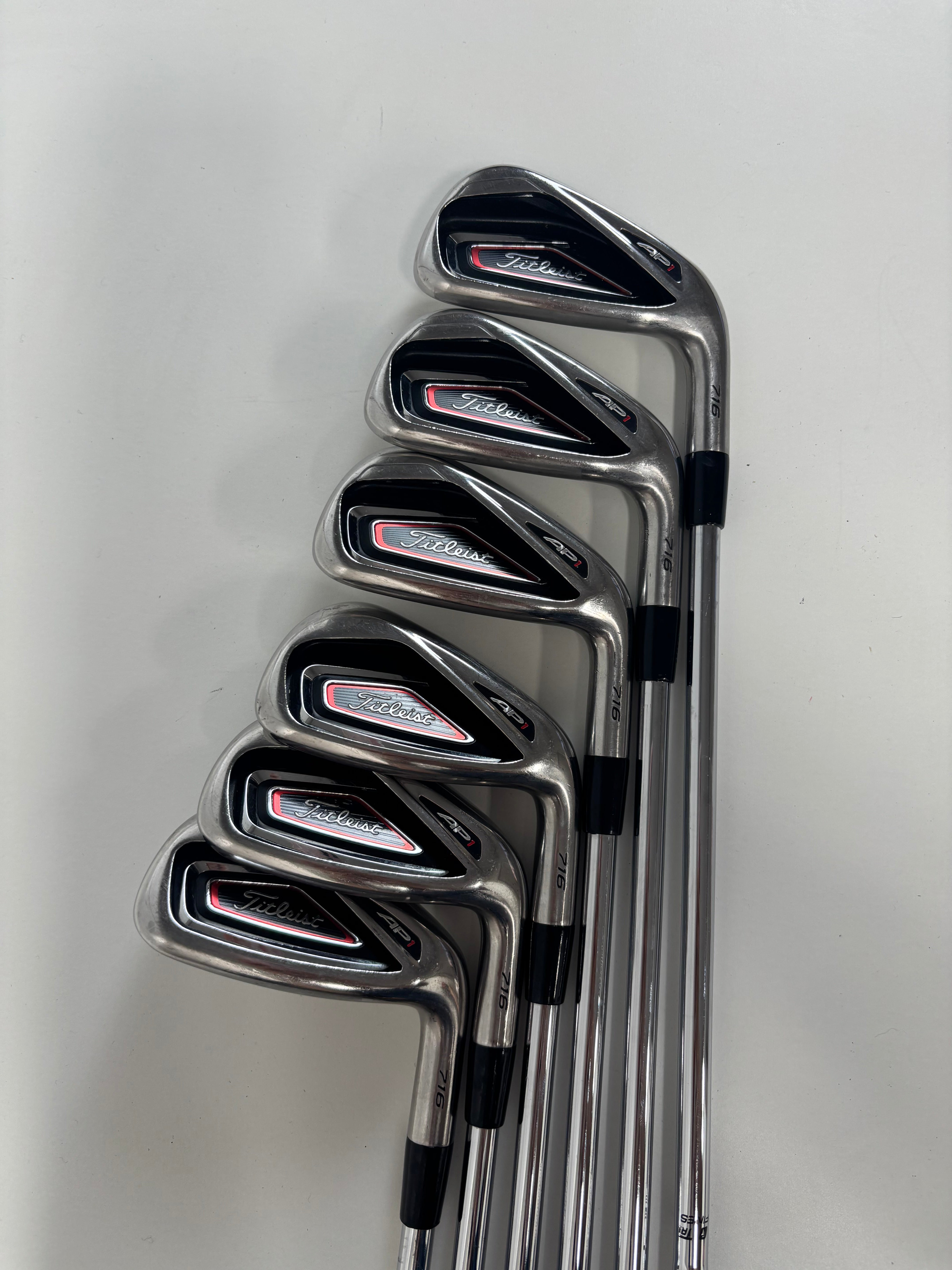 RH Titleist 716 AP1 Irons (5-PW)