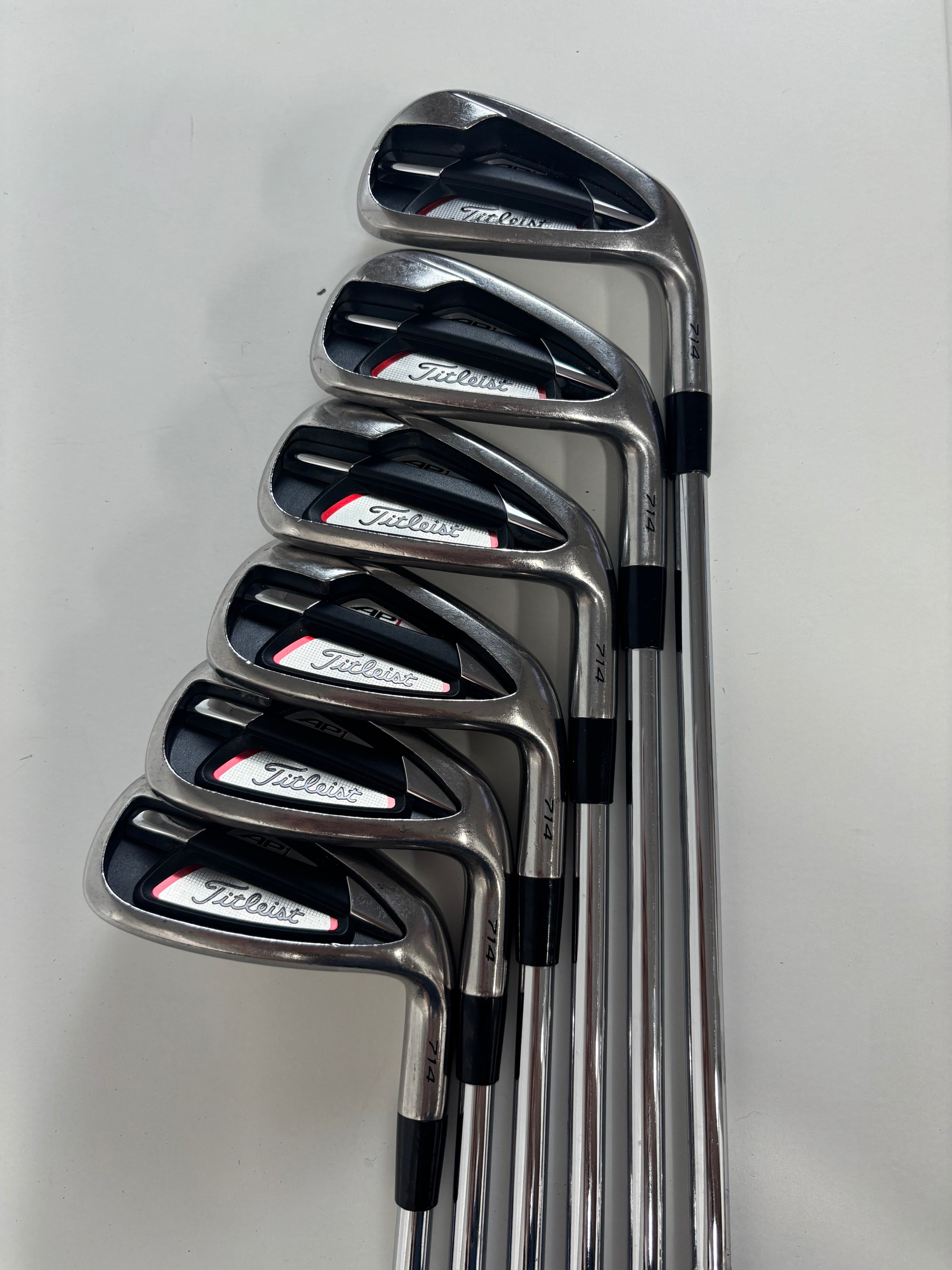 RH Titleist 714 AP1 Irons (5-PW)