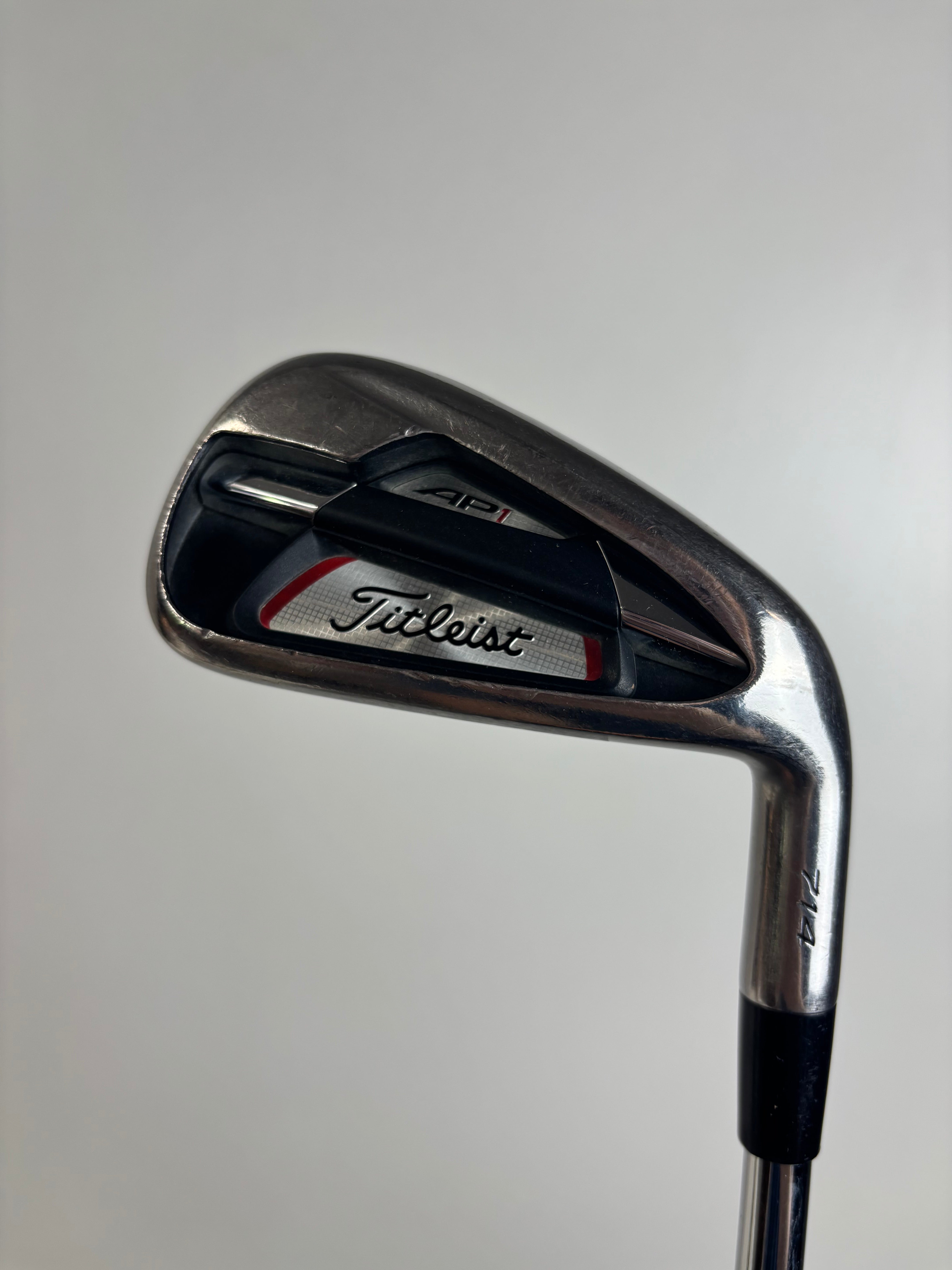 RH Titleist 714 AP1 Irons (5-PW)