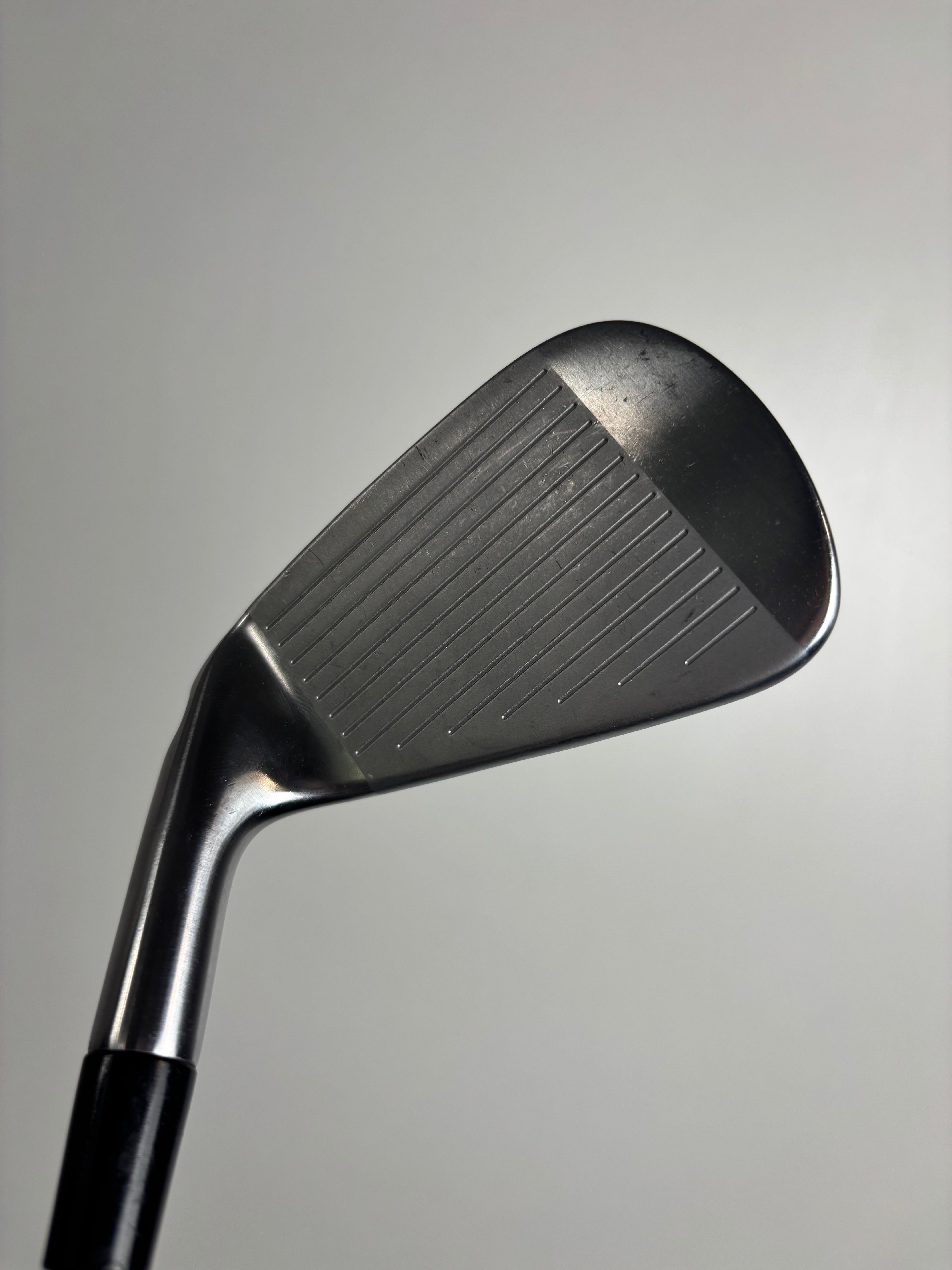 RH Taylormade Tour Preferred CB Irons (5-PW)
