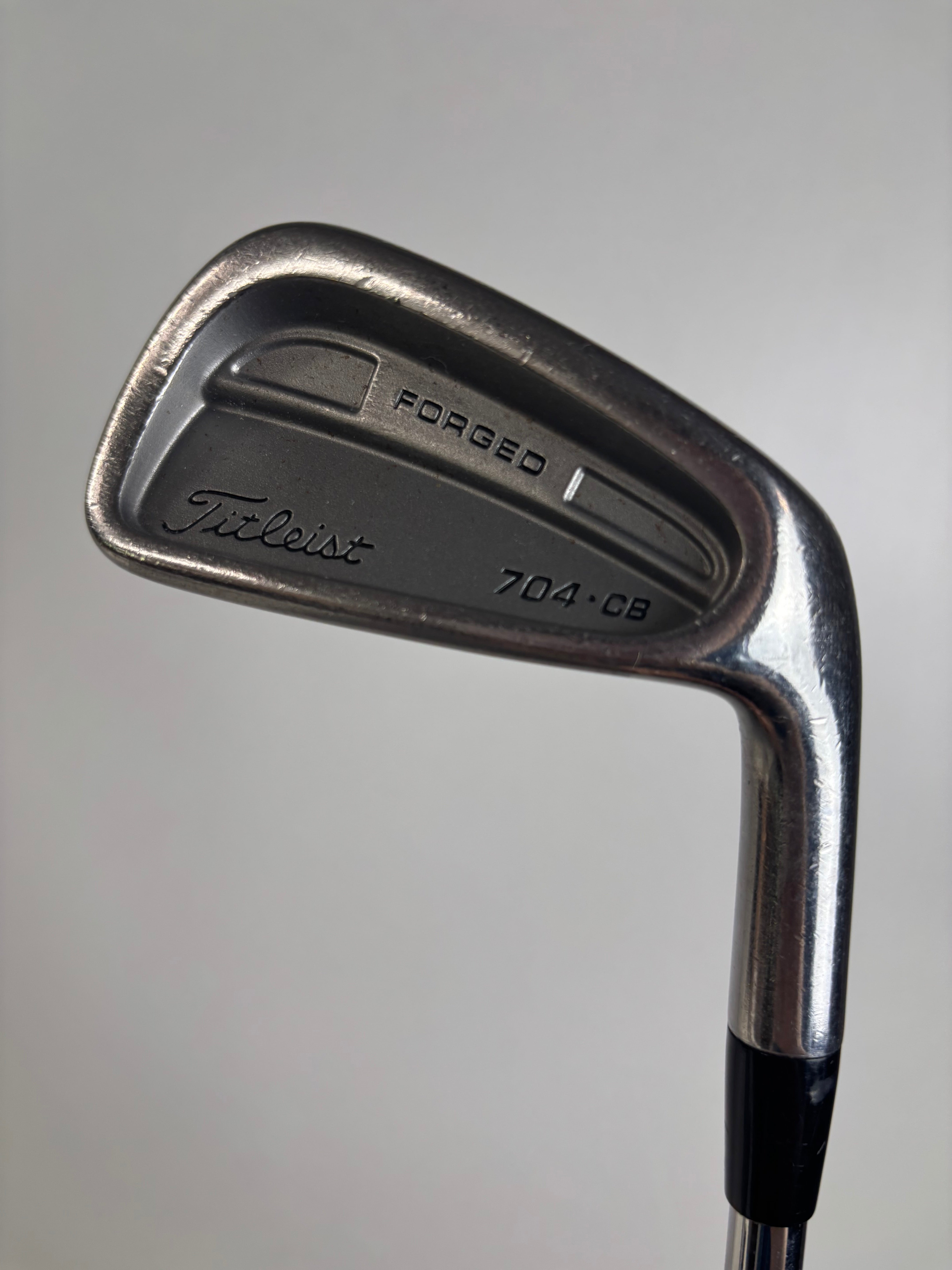 RH Titleist 704 CB Irons (4-PW)