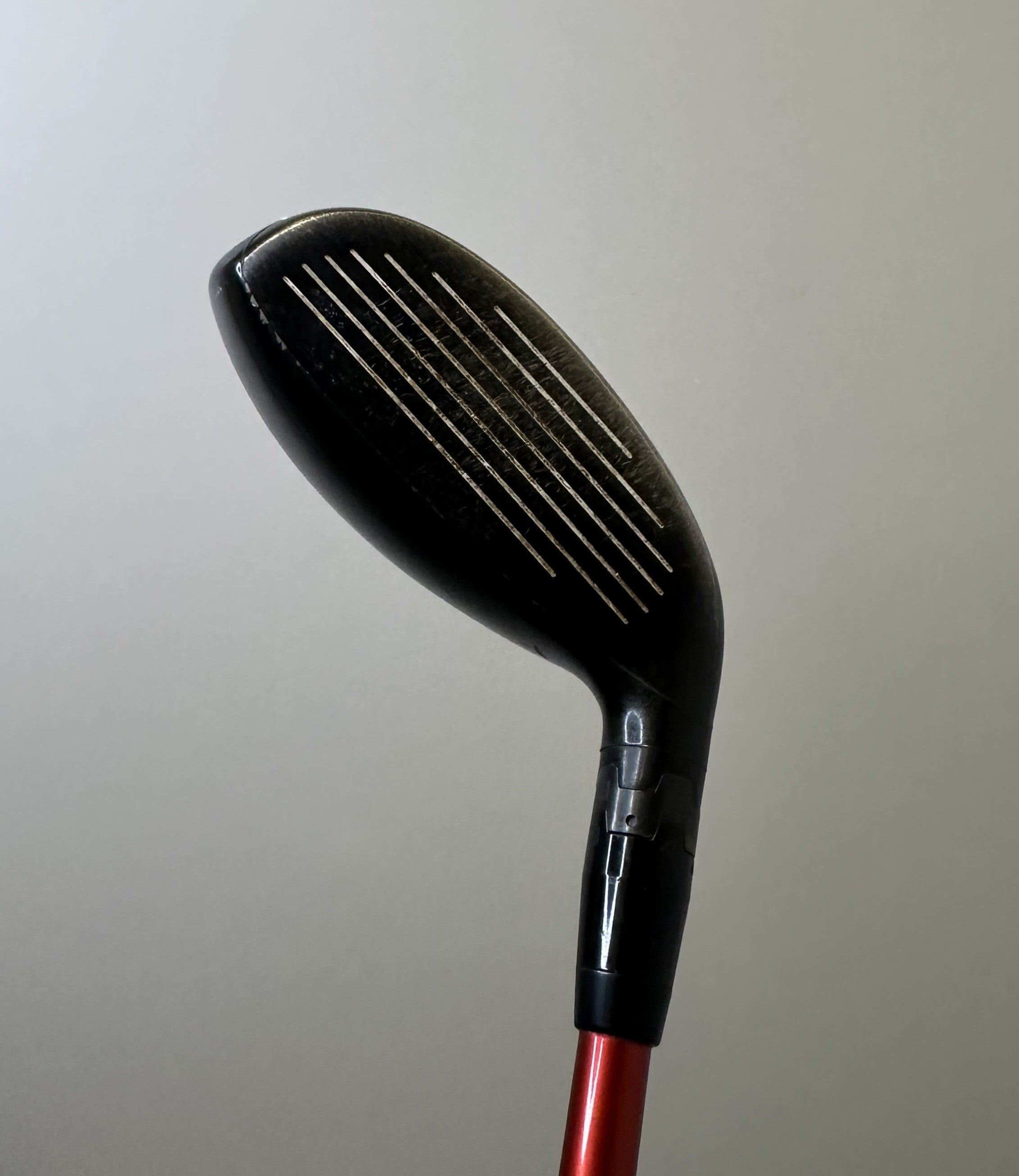 LH Titleist 913H 21* Hybrid / Good Condition / Regular Flex