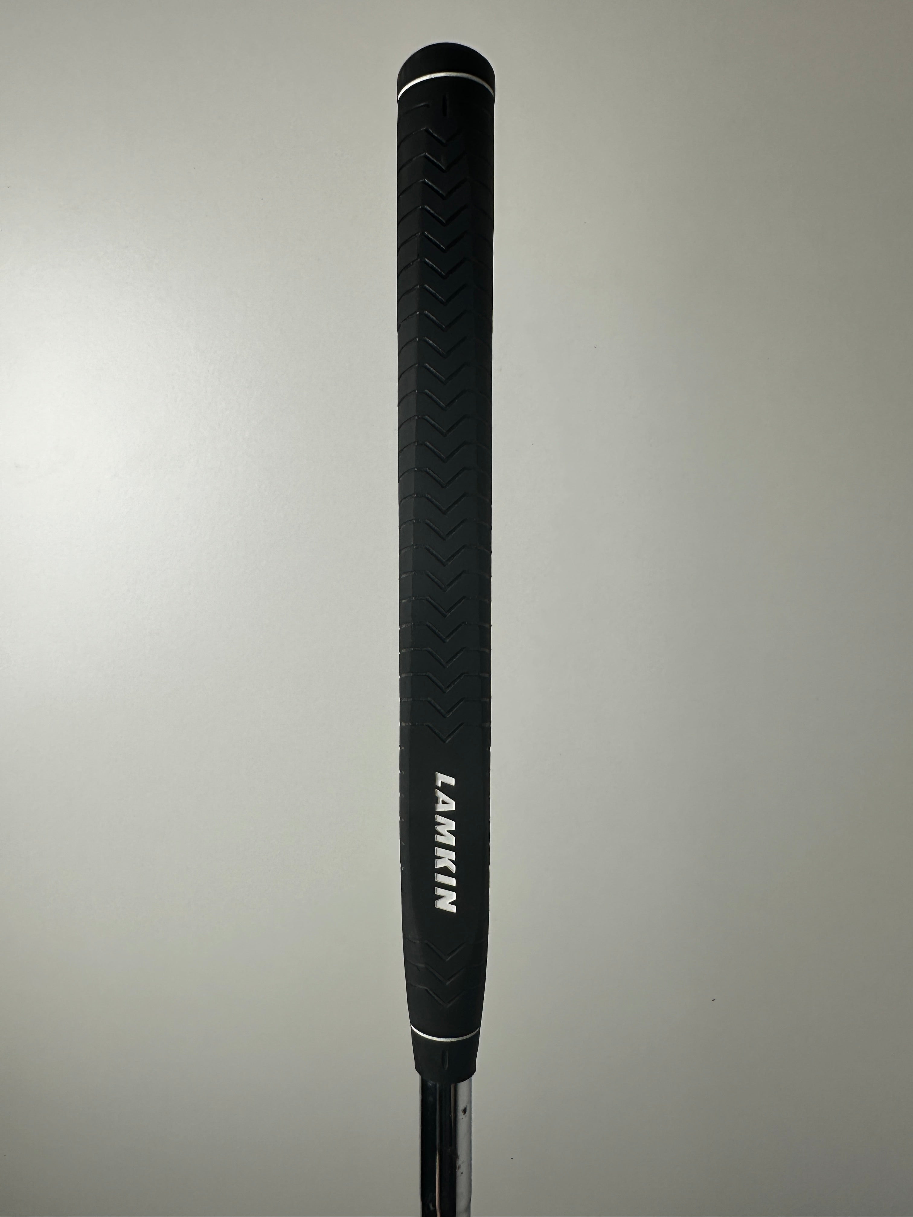 RH Shark Hunter HB Putter / OK Condition / 35
