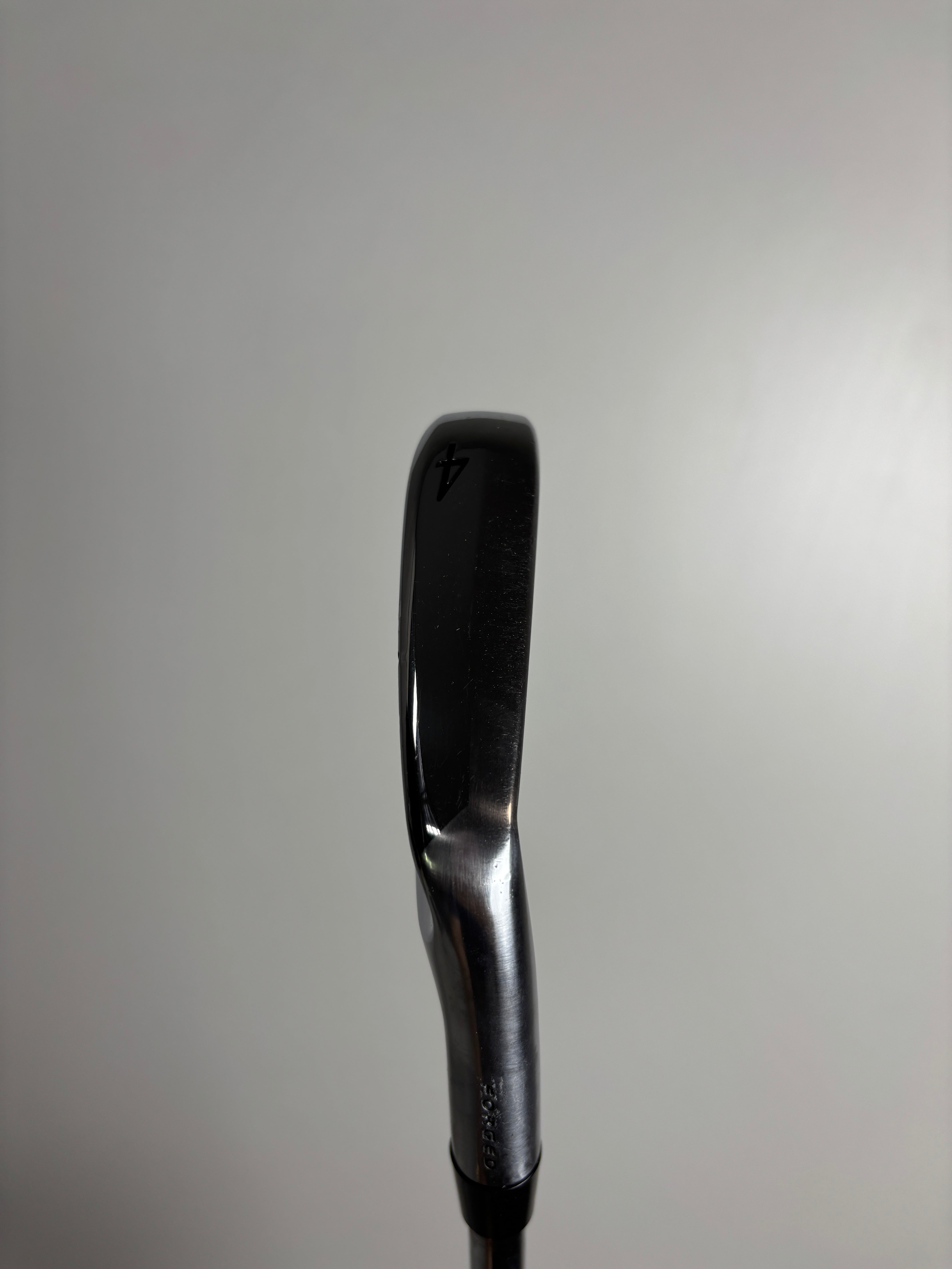 RH Srixon Z785 #4 iron