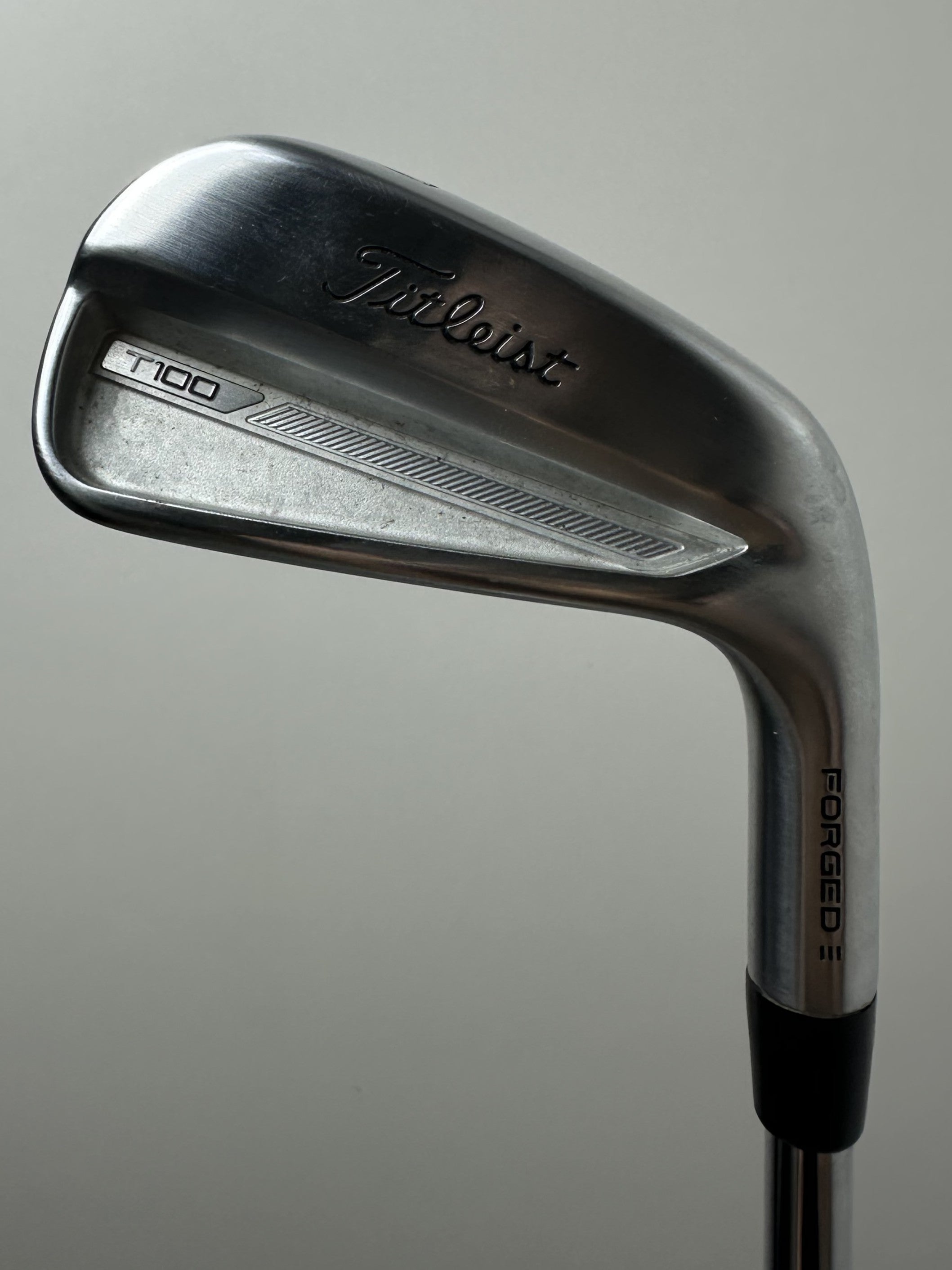 Titleist T100 Irons (3-9) / Great Condition / Stiff Flex