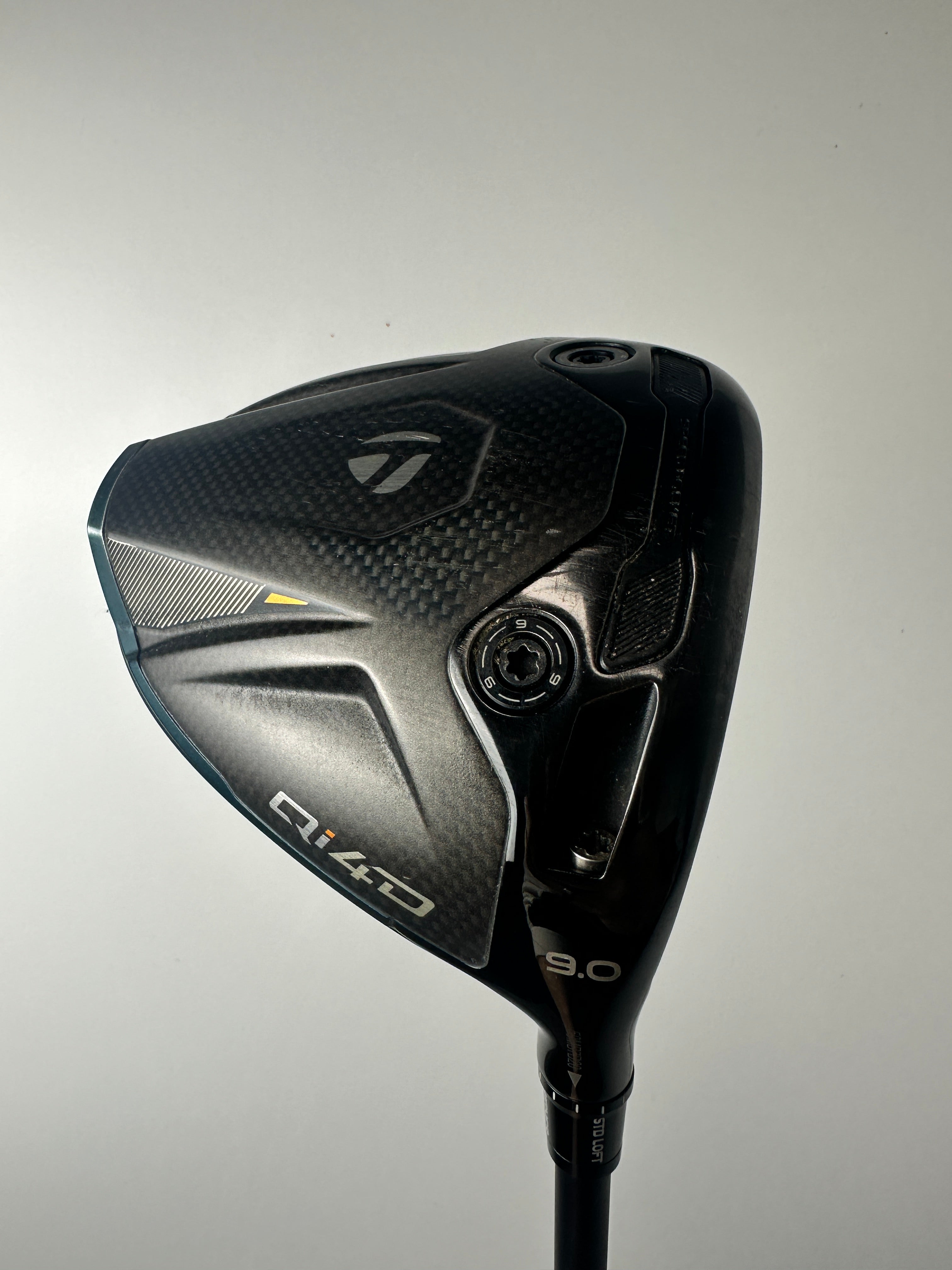 RH Taylormade Qi4D Driver 9* / Good Condition / Stiff Flex