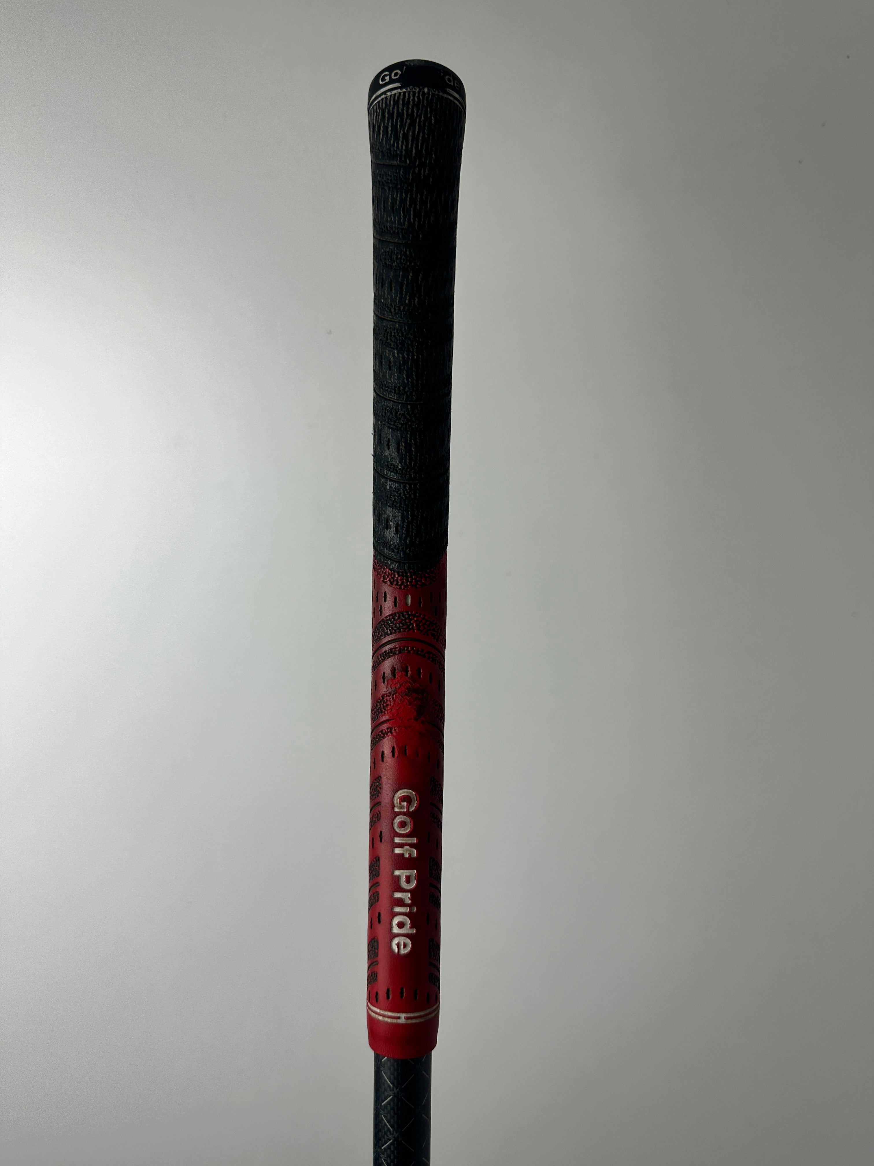 RH Titleist TSR2 Driver 9* / Good Condition / Stiff Flex