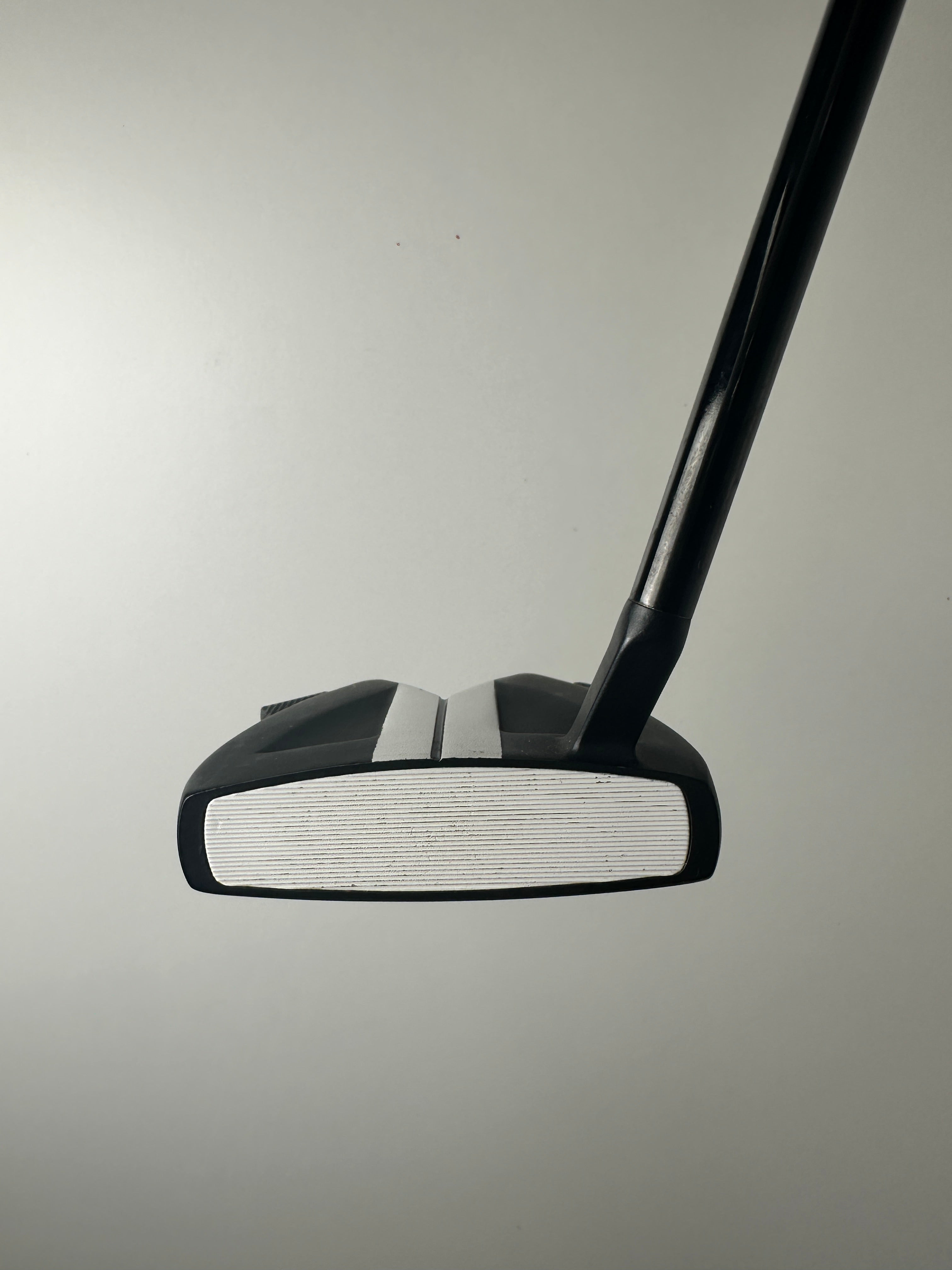 RH Tour Edge Wingman Putter / Great Condition / 35