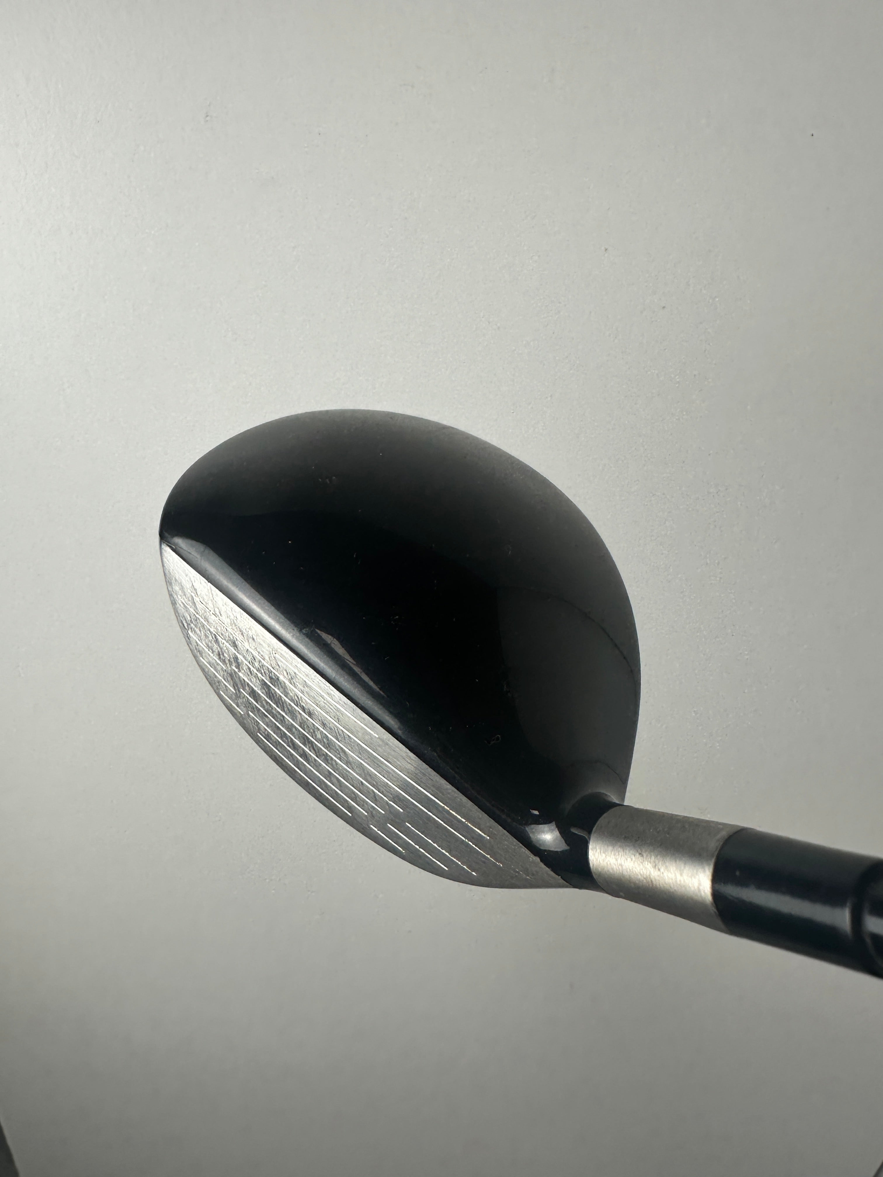 RH Cleveland 588 Fairway Wood #3 / Good Condition / Regular Flex