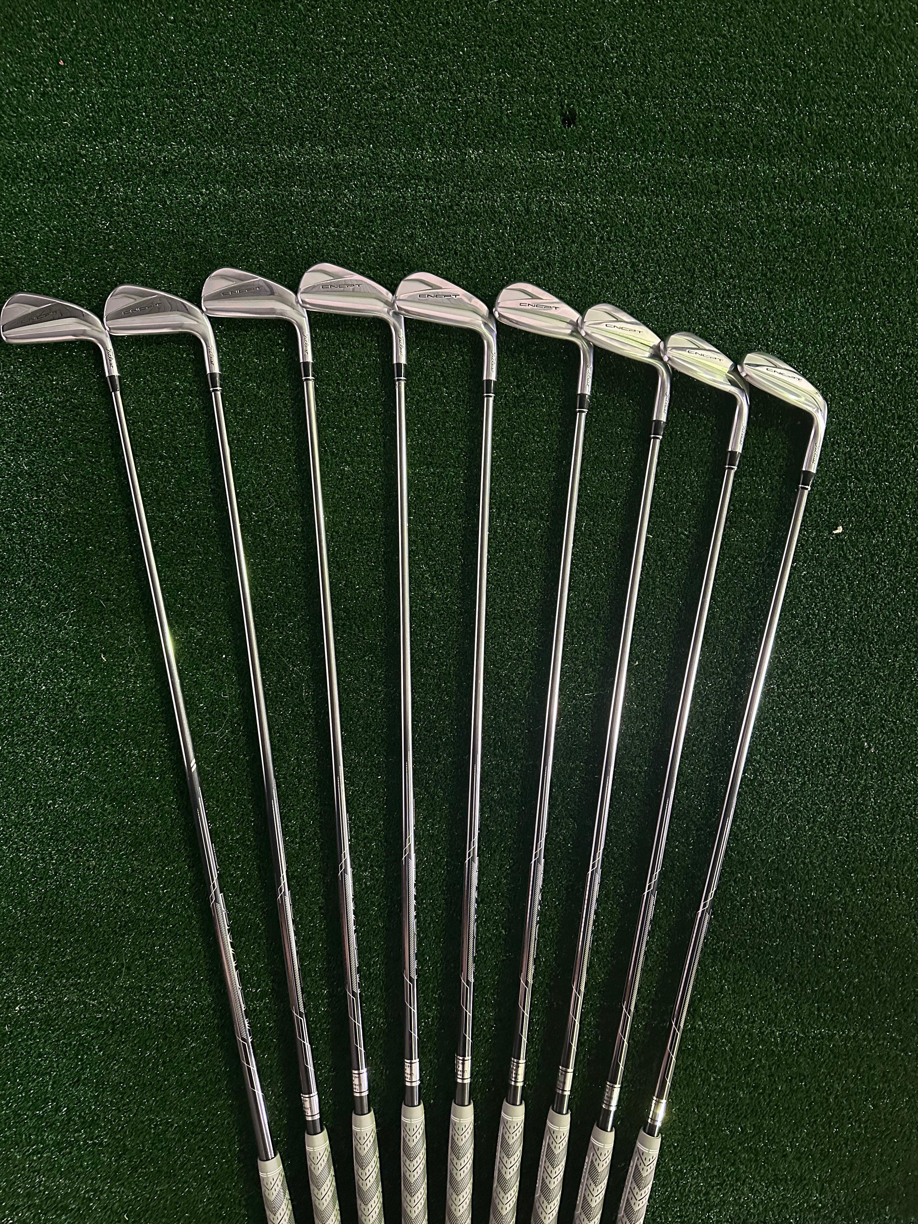 RARE Titleist CNCPT Irons (3-PW+GW) / Mint Condition / Regular Flex