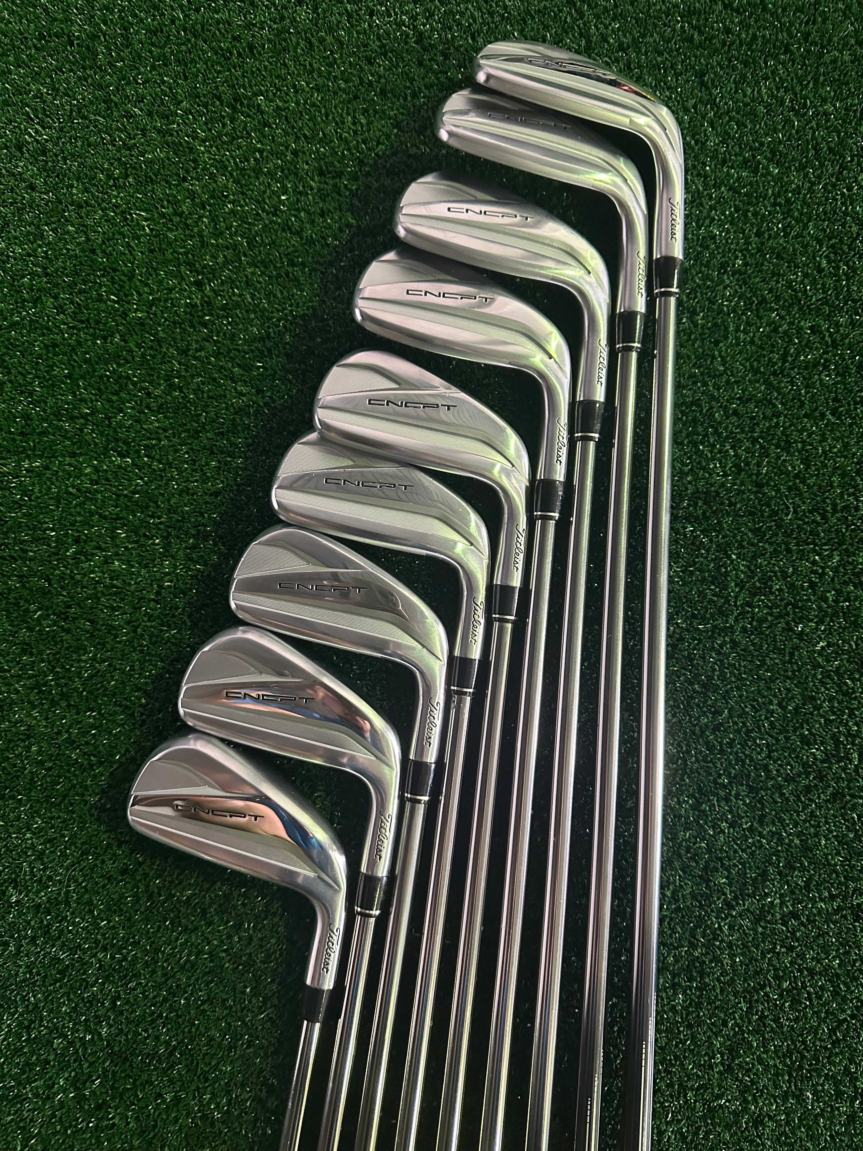 RARE Titleist CNCPT Irons (3-PW+GW) / Mint Condition / Regular Flex