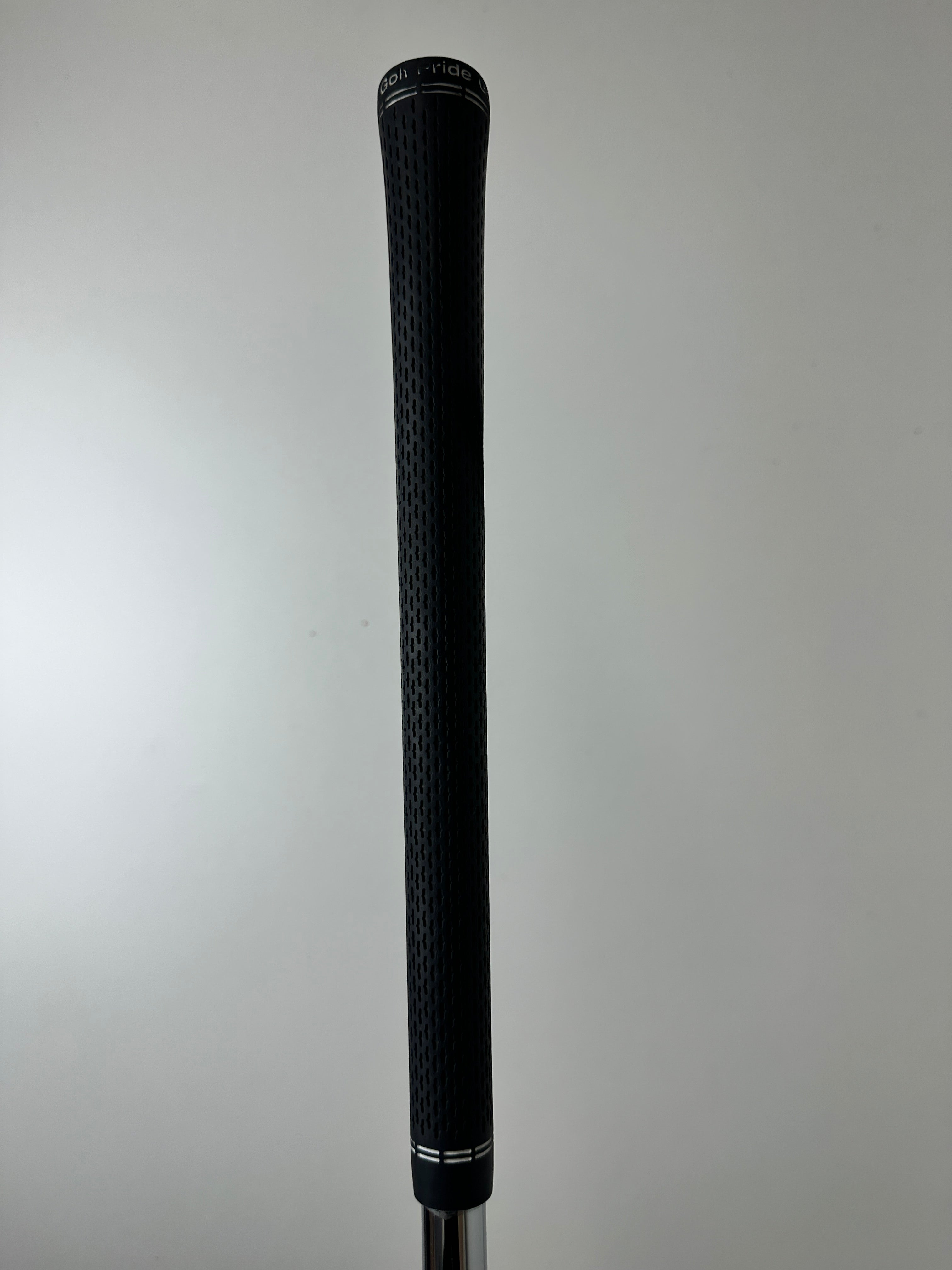 RH Titleist T200 Irons (6-PW) / Good Condition / Stiff Flex