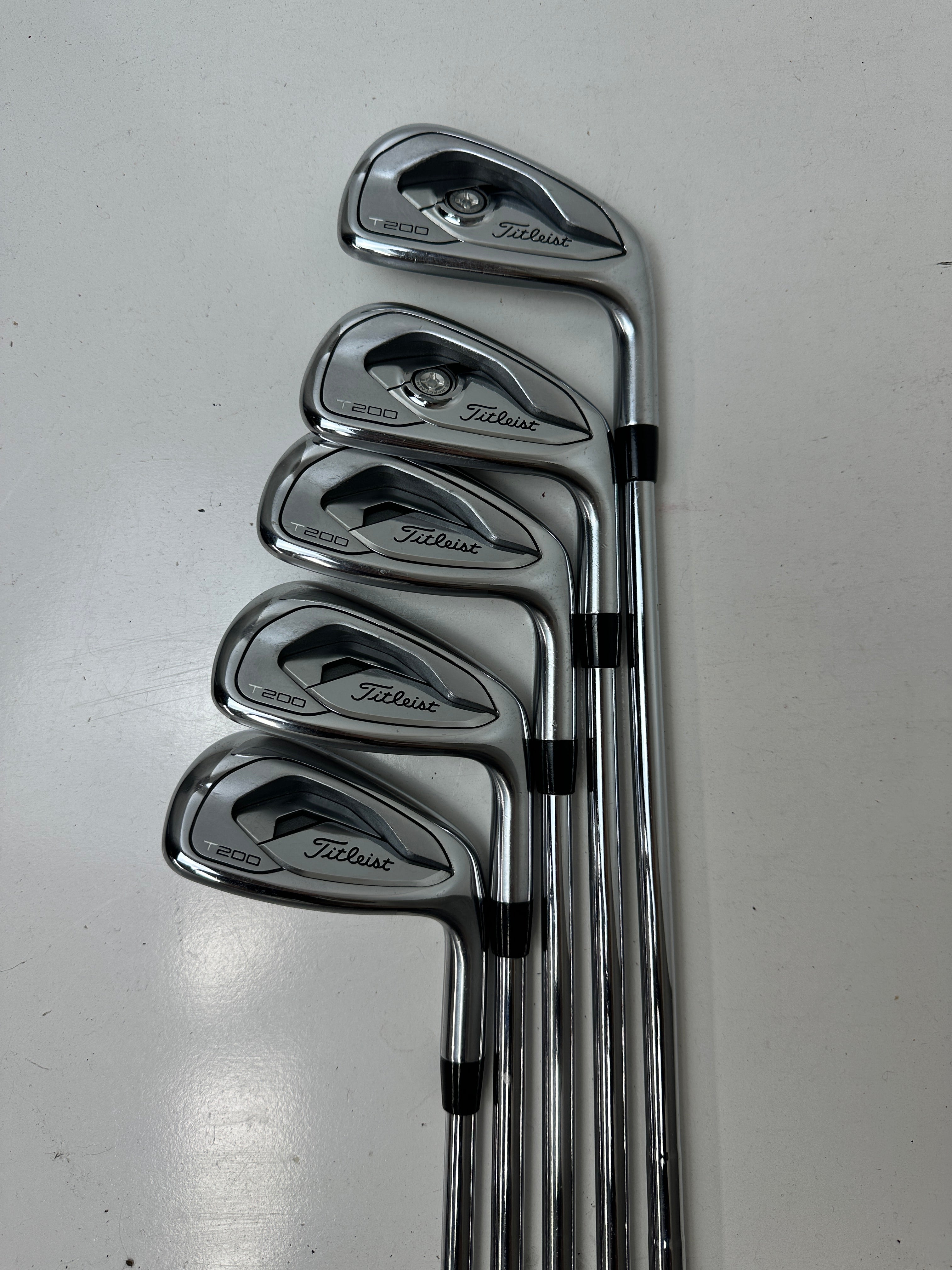 RH Titleist T200 Irons (6-PW) / Good Condition / Stiff Flex