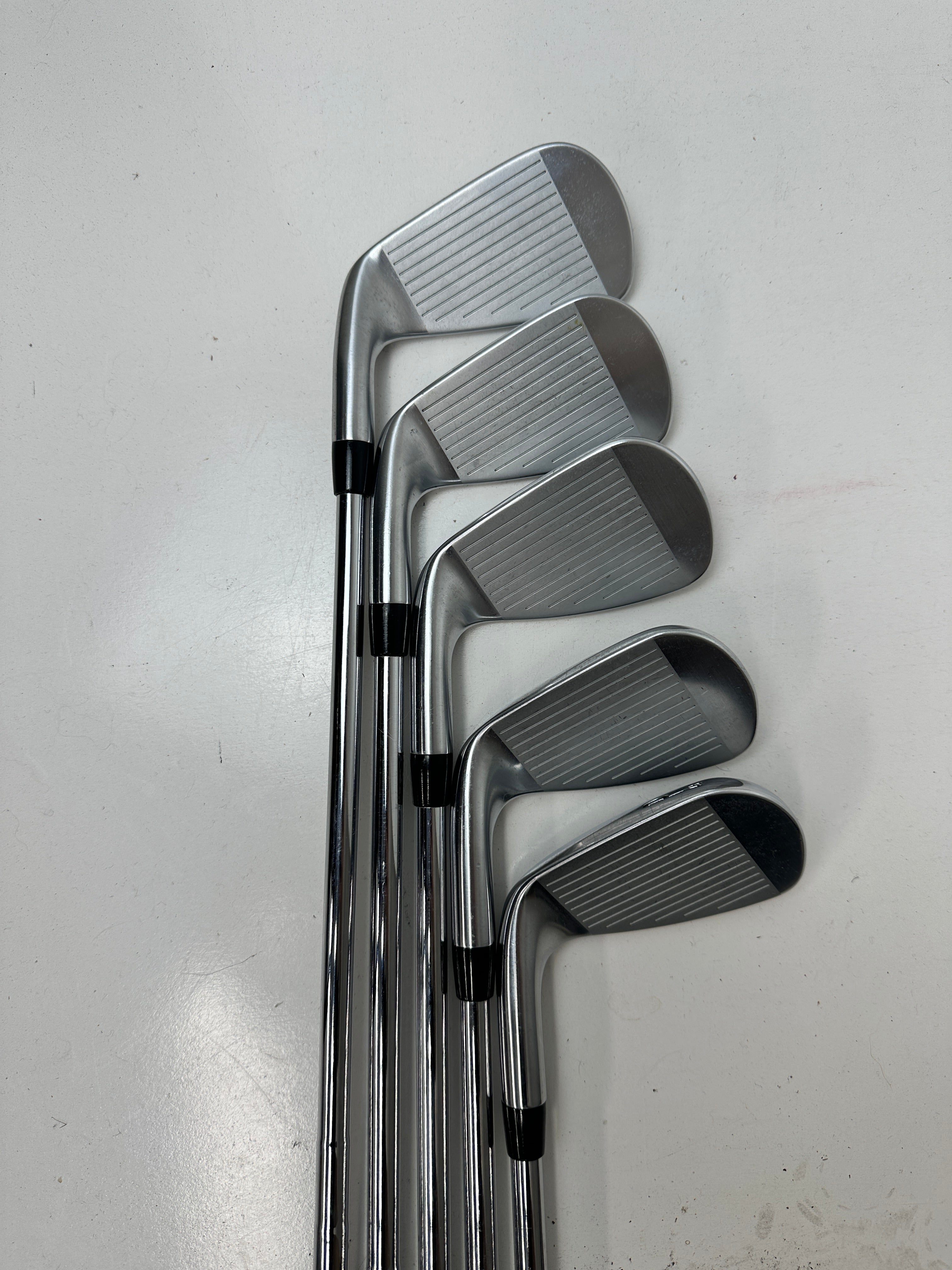 RH Titleist T200 Irons (6-PW) / Good Condition / Stiff Flex