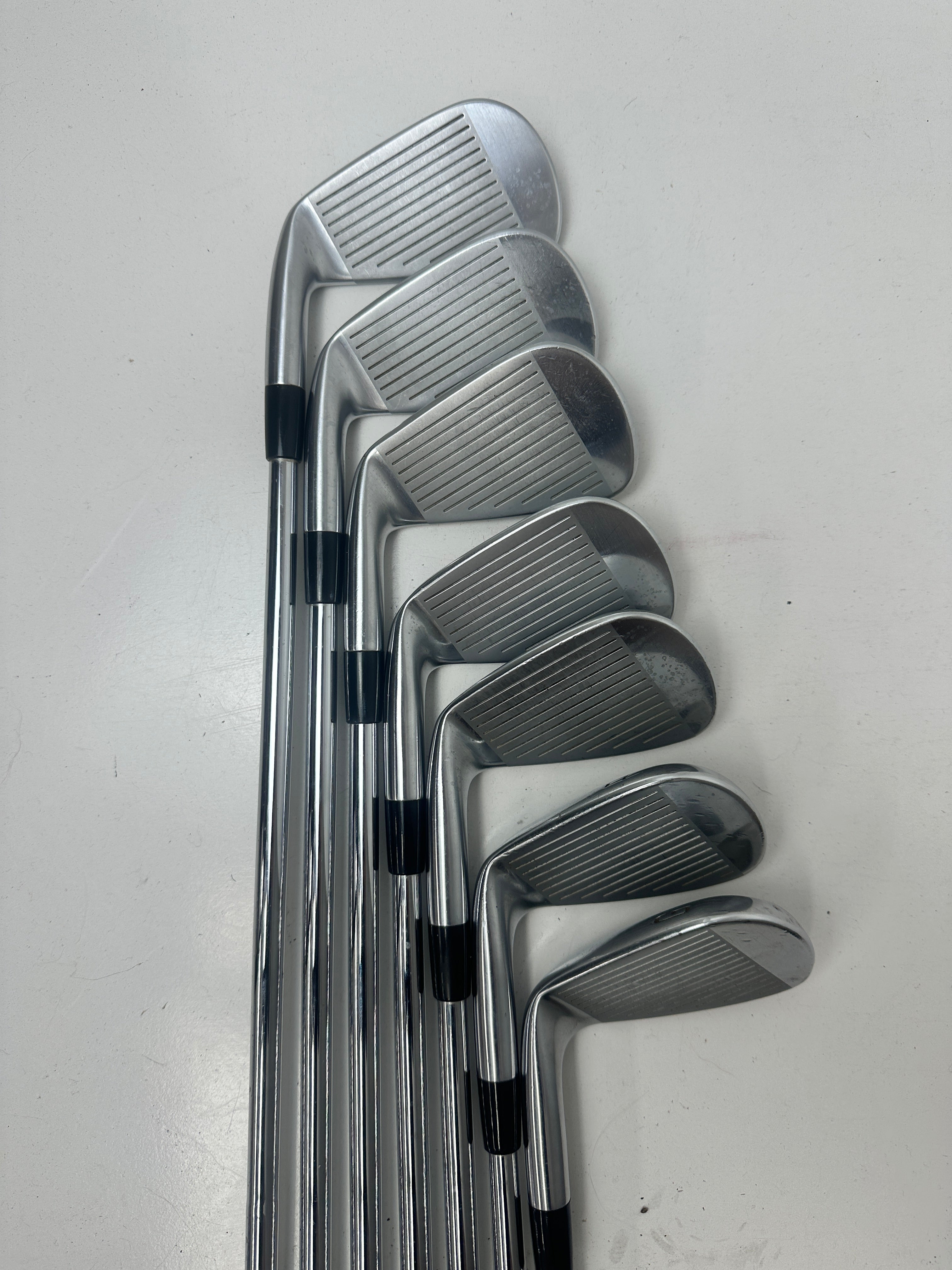 RH Mizuno Pro 223 Irons (5-GW) / Good Condition / Stiff Flex