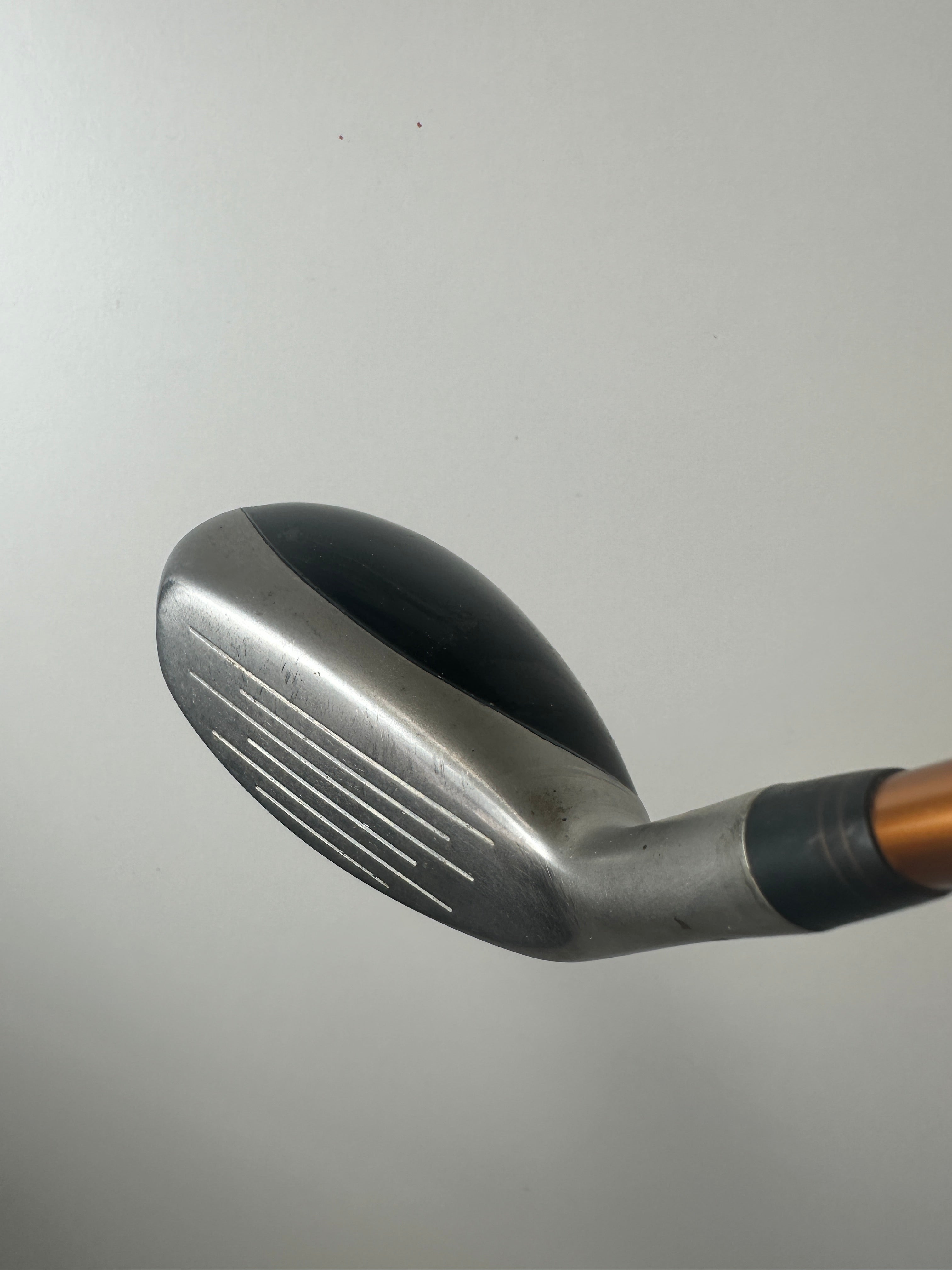 RH Taylormade Rescue Mid Hybrid #3 / Good Condition / Regular Flex