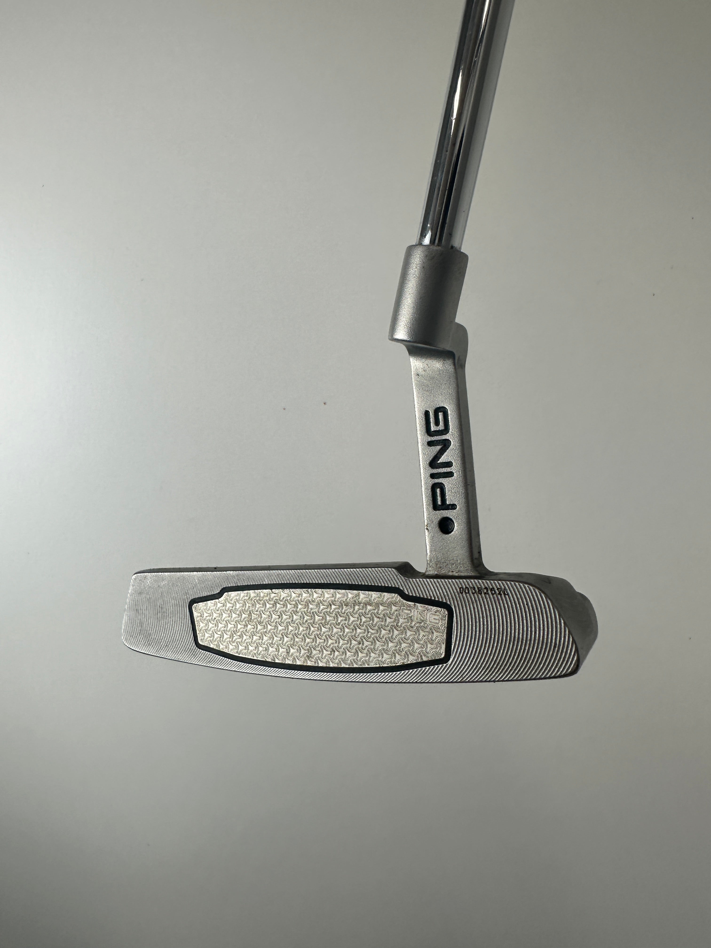 RH PING Anser V2 Putter / Good Condition / 35