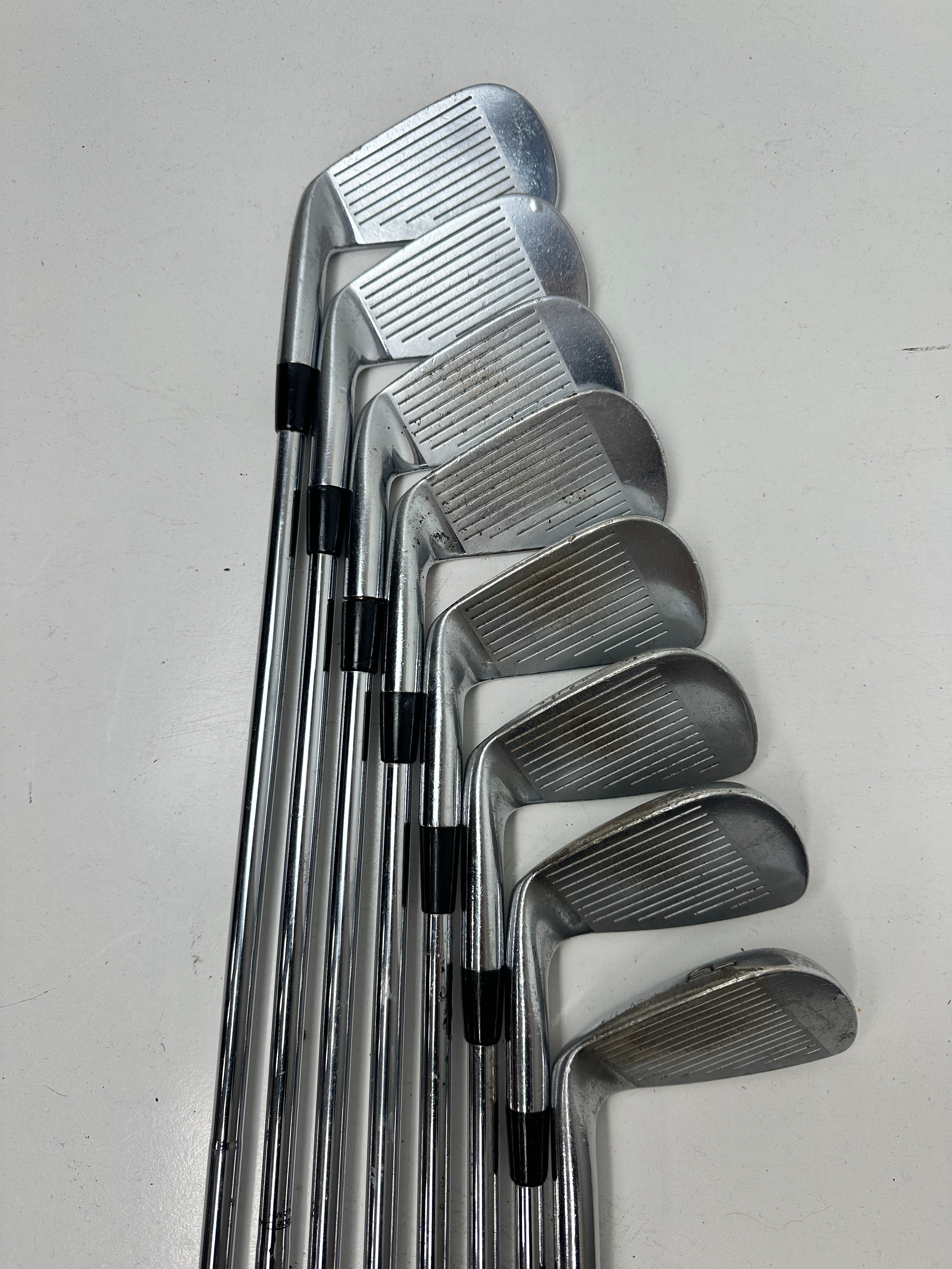 RH Titleist 690MB Irons (3-PW) / OK Condition / Stiff Flex