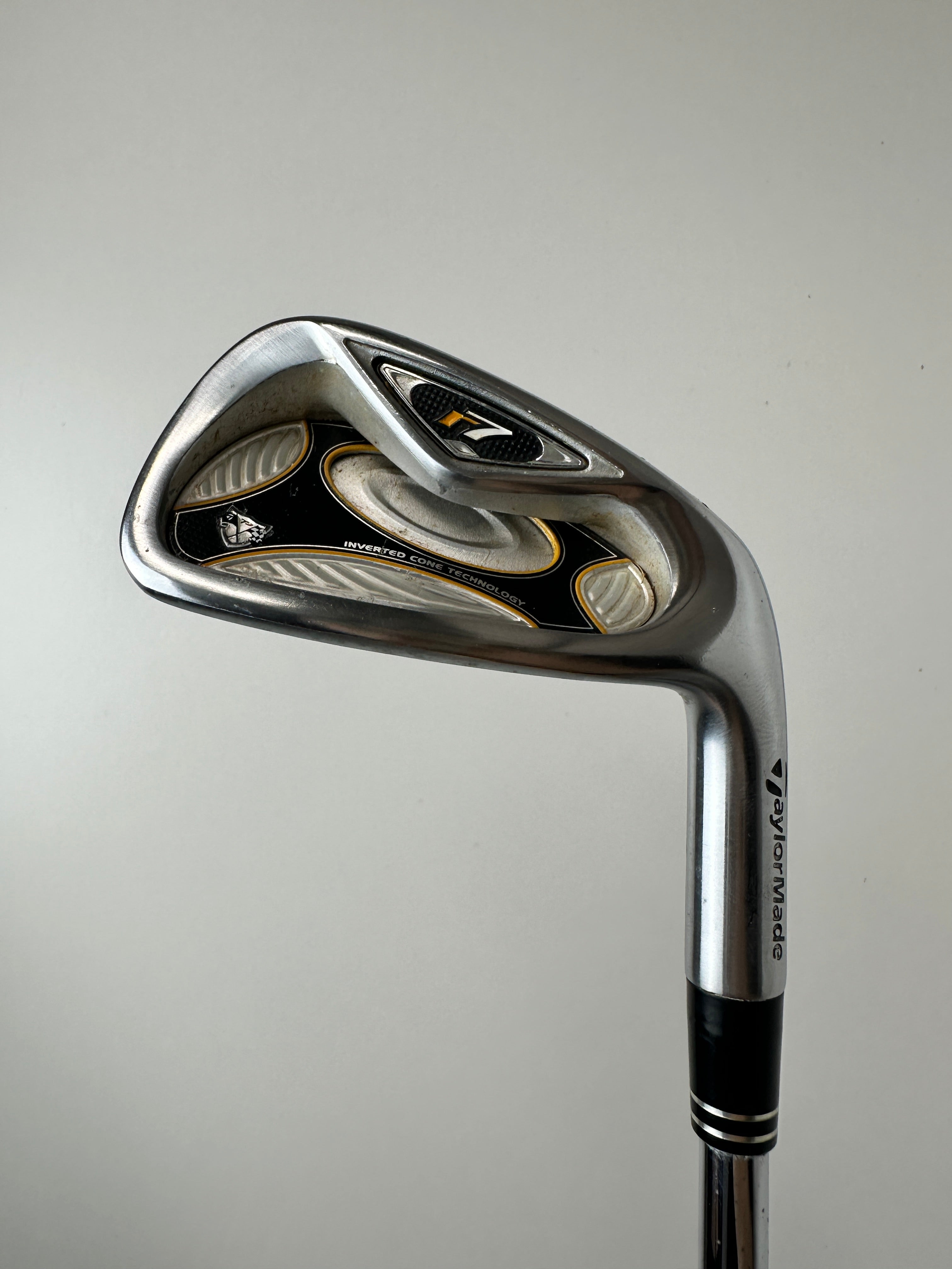 RH Taylormade R7 TP Irons (3-SW) / Good Condition / Stiff Flex