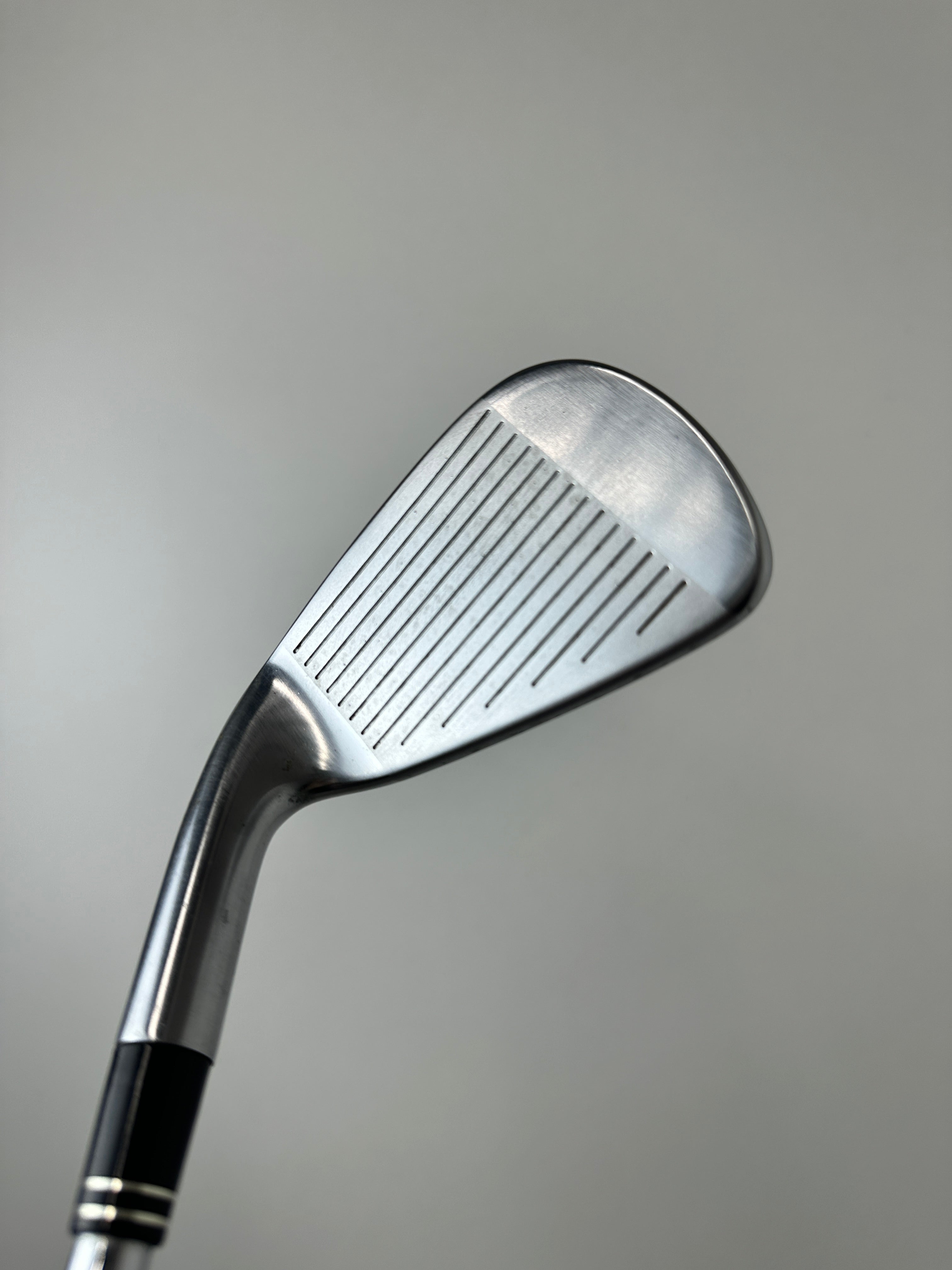 RH Taylormade R7 TP Irons (3-SW) / Good Condition / Stiff Flex
