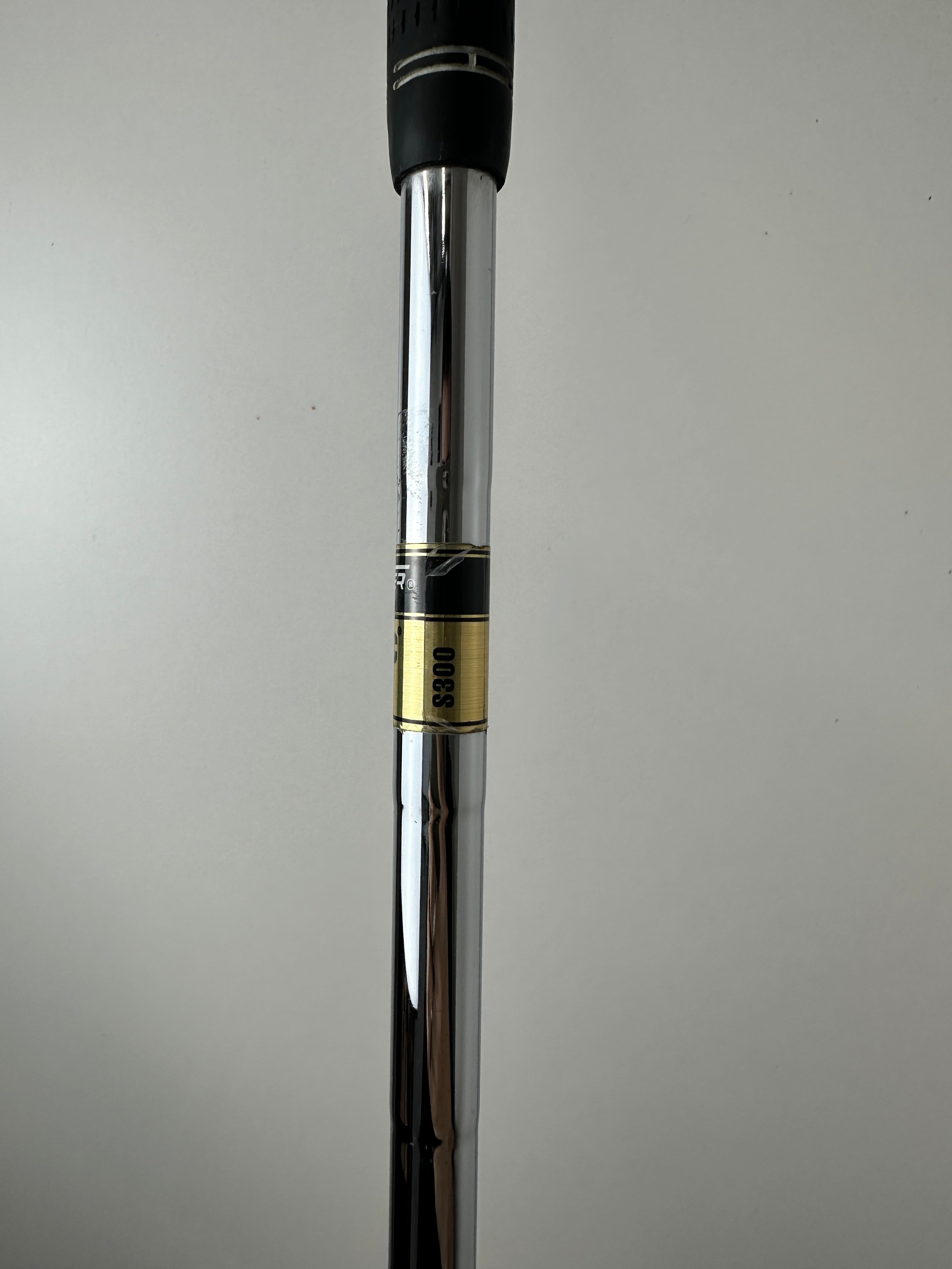 RH Taylormade R7 TP Irons (3-SW) / Good Condition / Stiff Flex