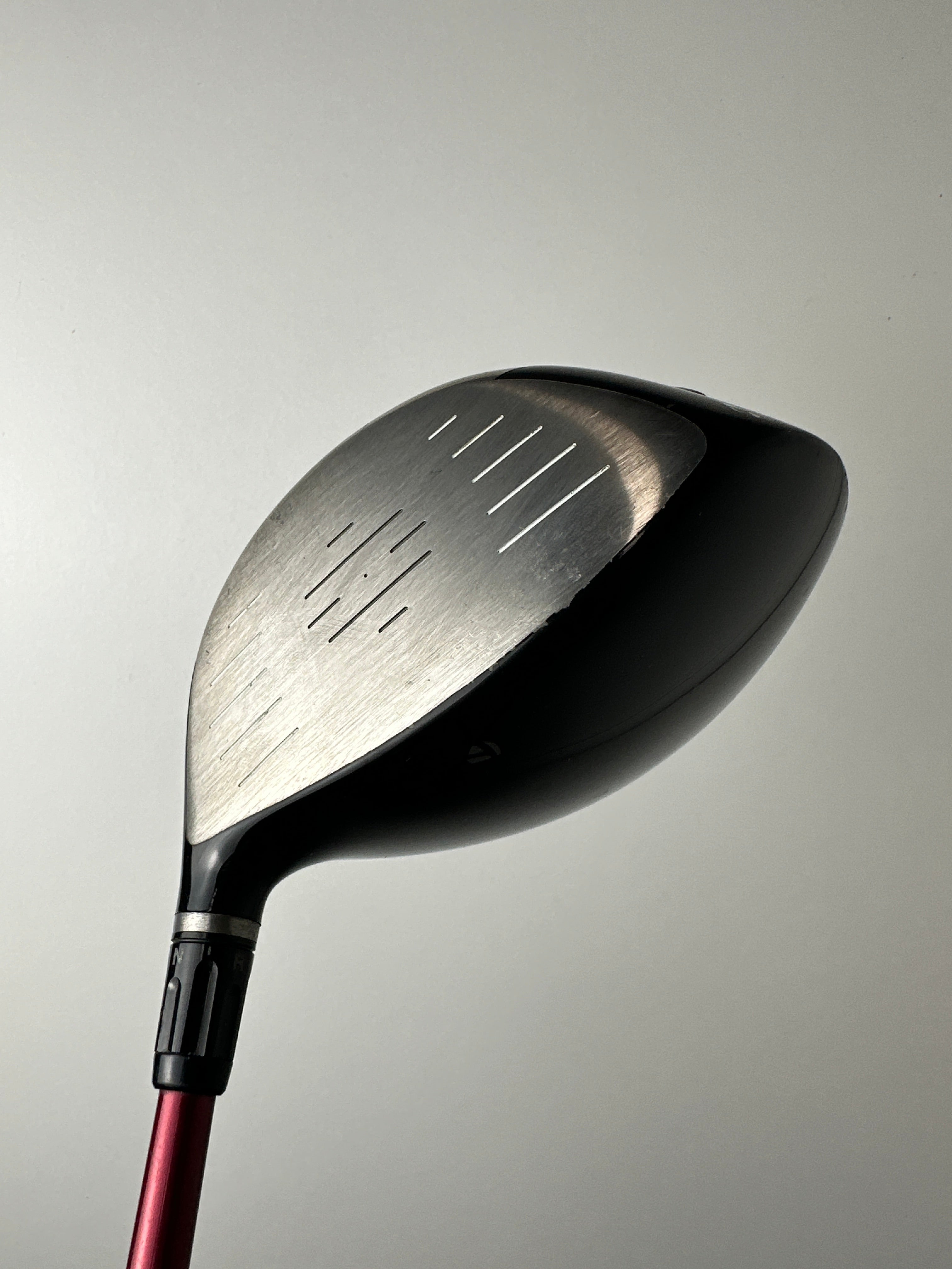 RH Taylormade R9 Driver 8.5* / Good Condition / Stiff Flex