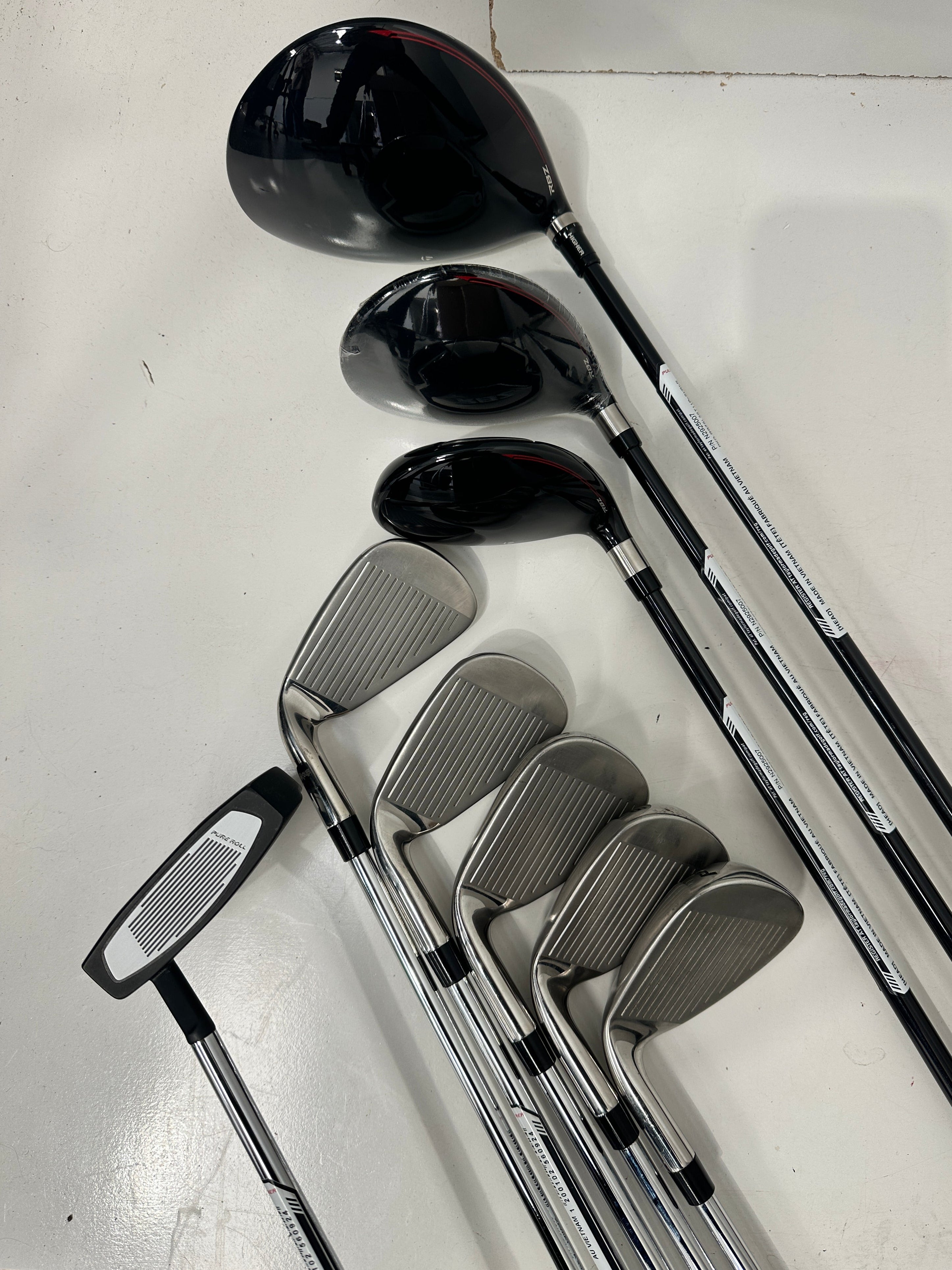 RH Taylormade RBZ Full Set / Mint Condition / Regular Flex