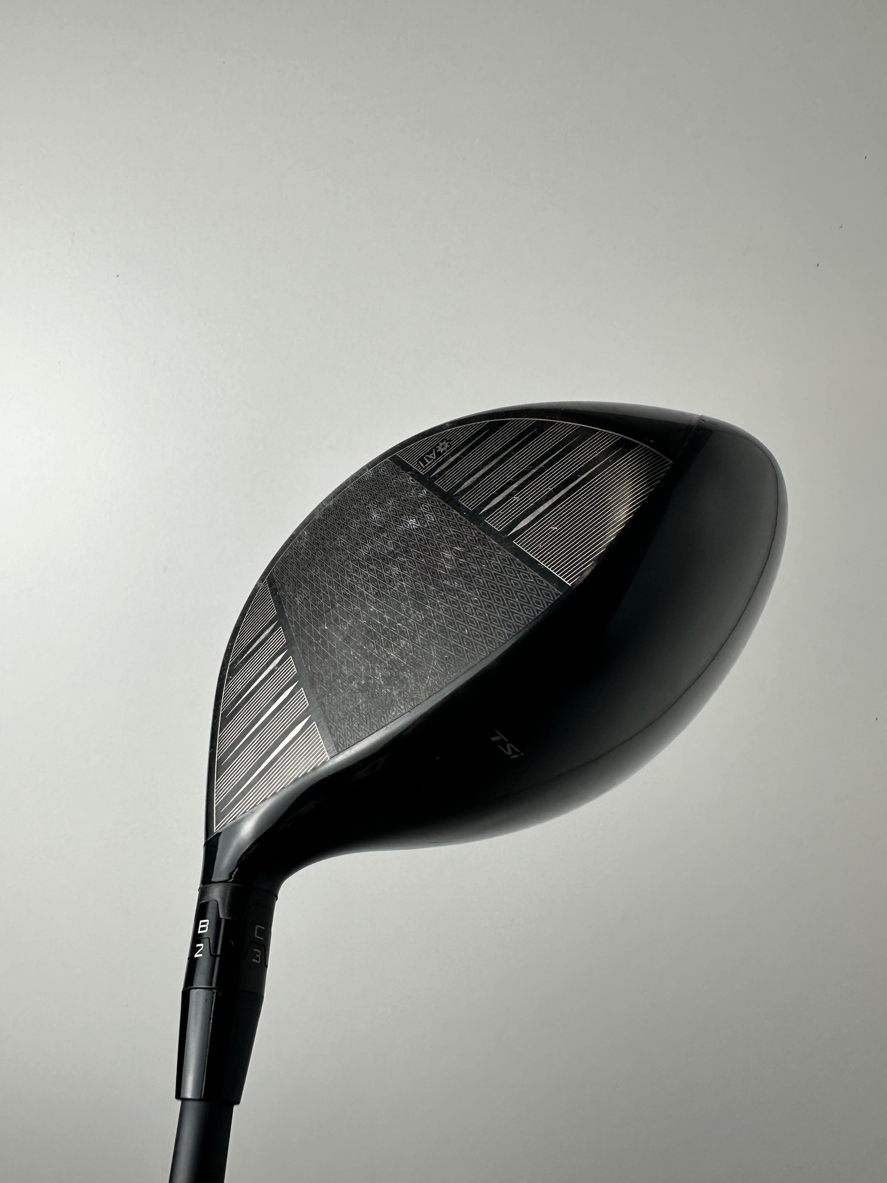 RH Titleist TSi2 Driver 10* / OK Condition / Stiff Flex