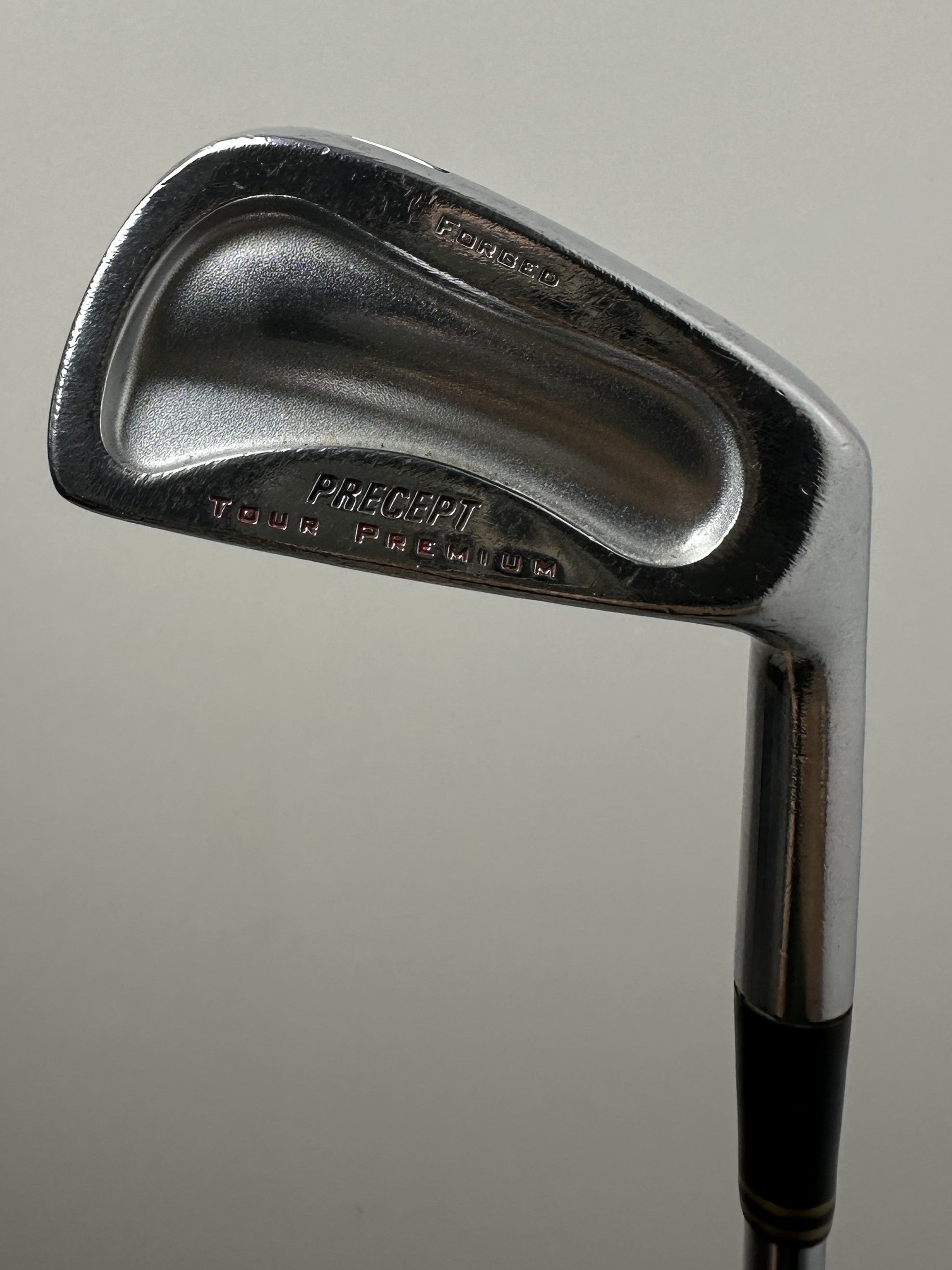 Precept Tour Premium Forged (2-PW) / Great Condition / Stiff Flex